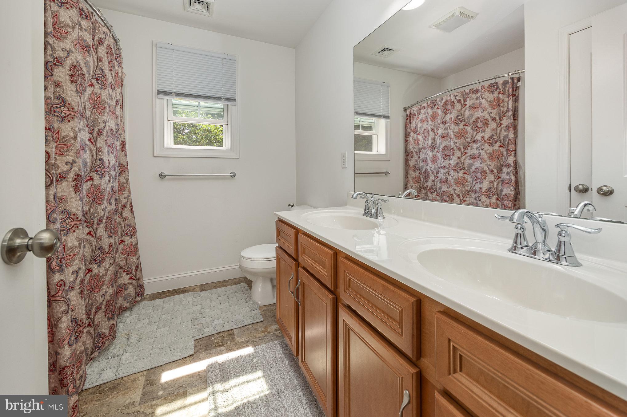 CHAMBERS POINTE - Residential