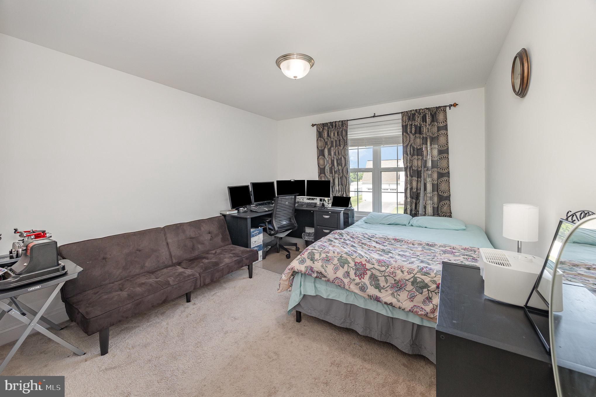 CHAMBERS POINTE - Residential