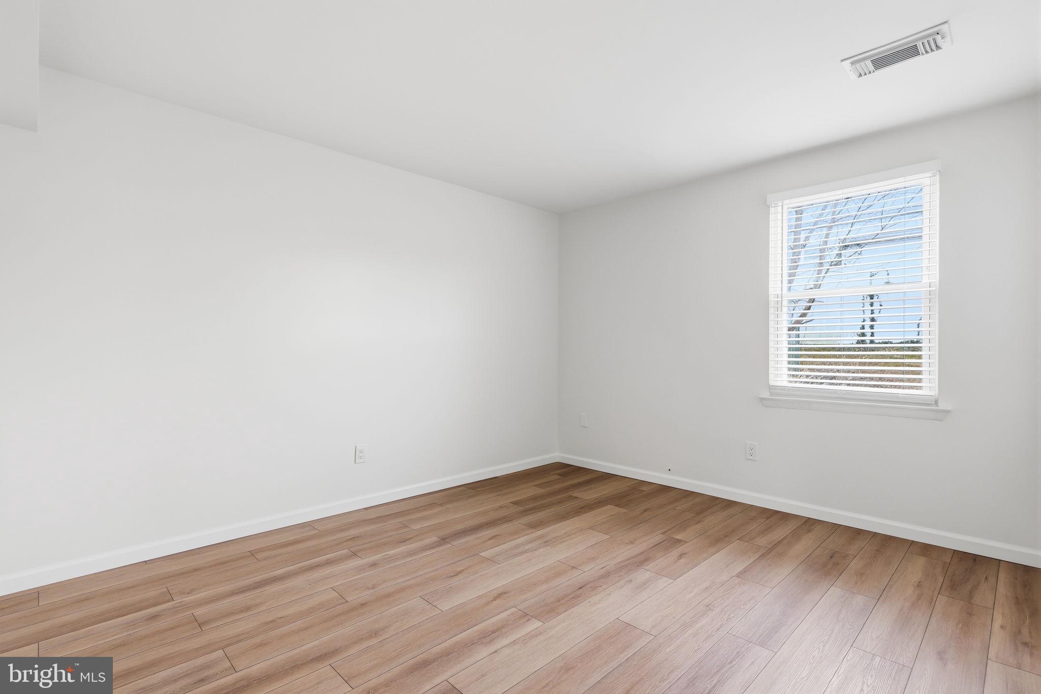 NESHAMINY VALLEY - Residential