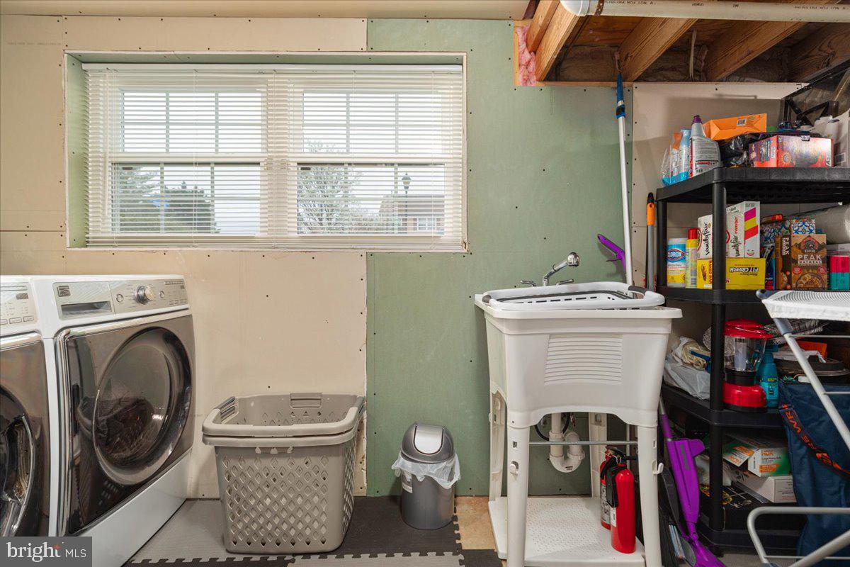 ASHBURN FARM - Residential