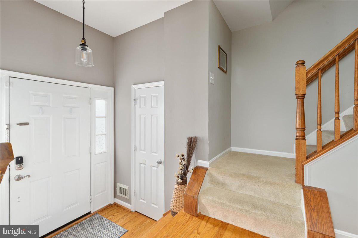 ASHBURN FARM - Residential