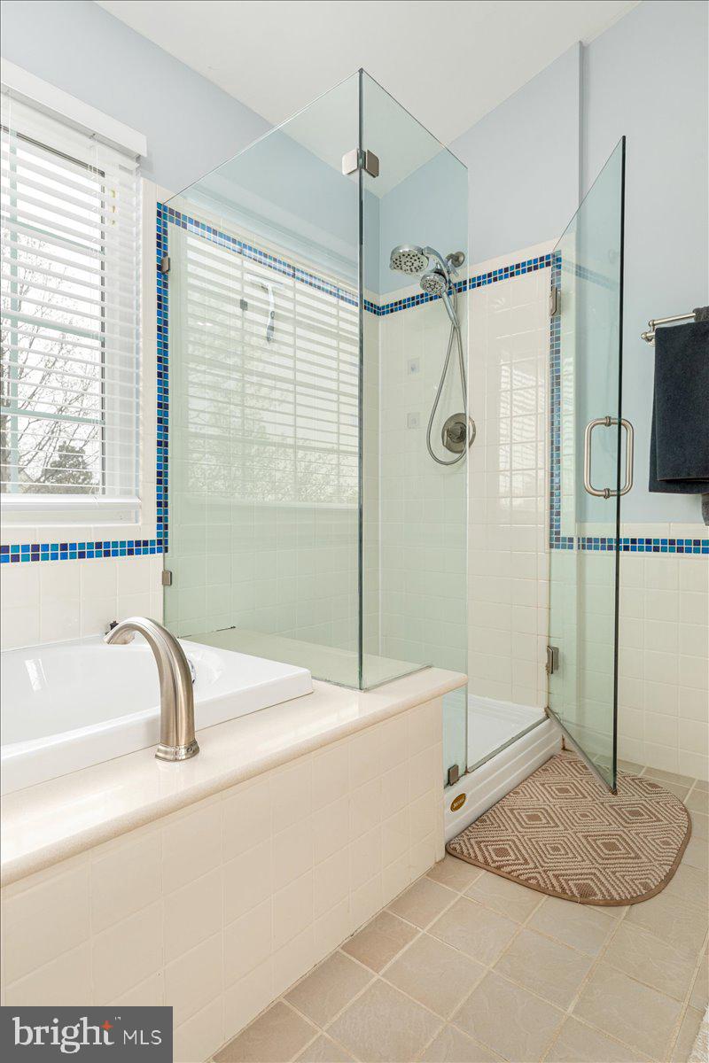 ASHBURN FARM - Residential