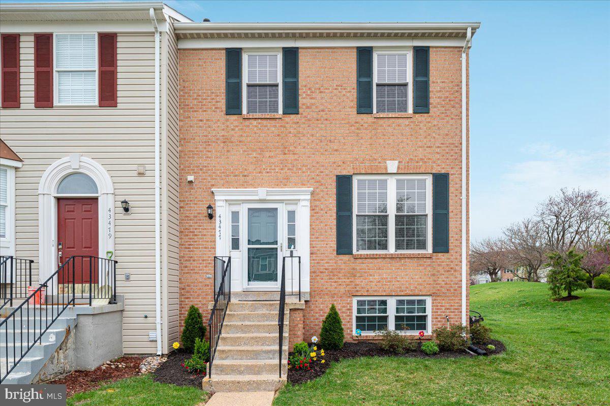 ASHBURN FARM - Residential