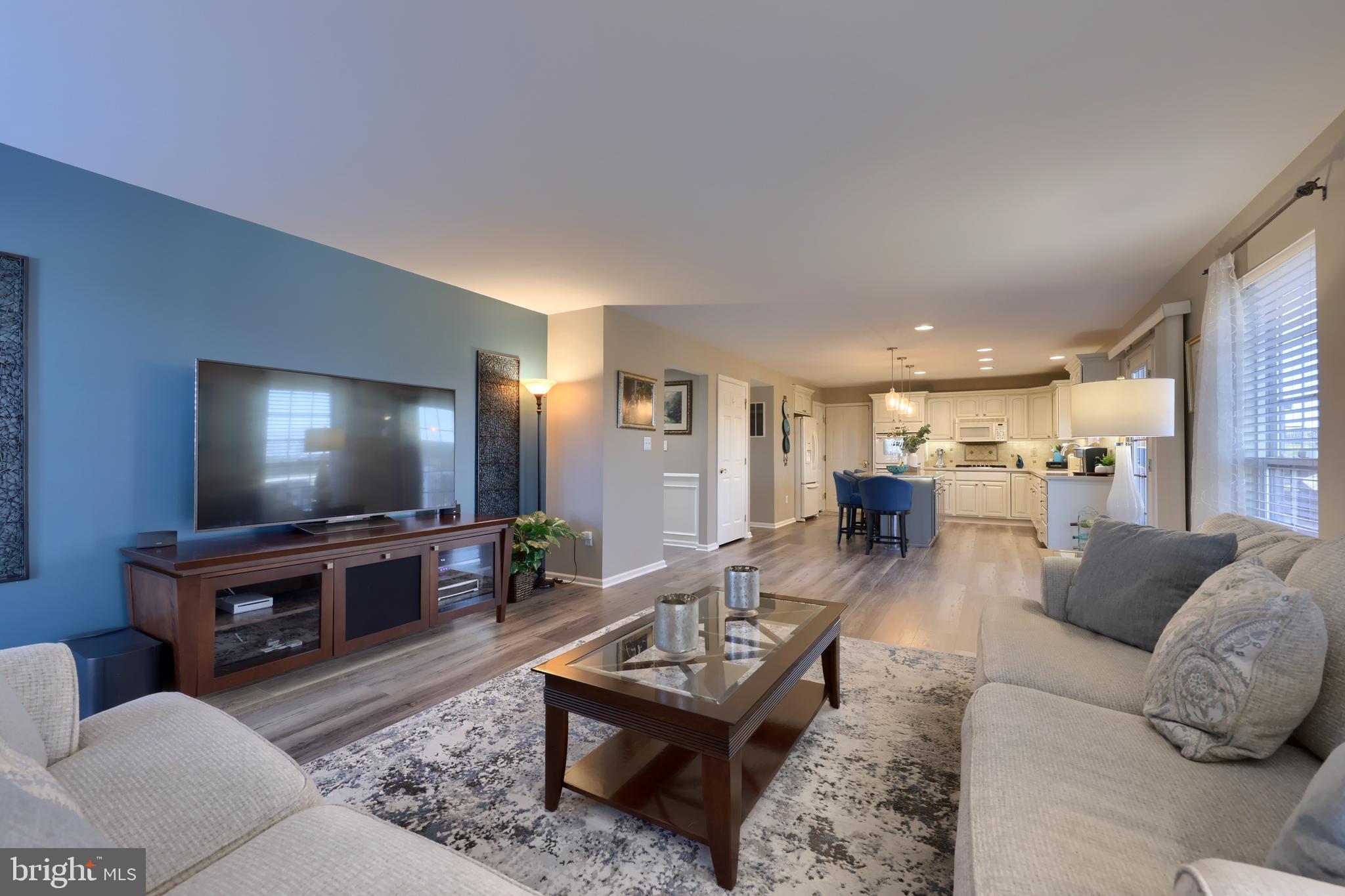 LAKEVIEW - Residential