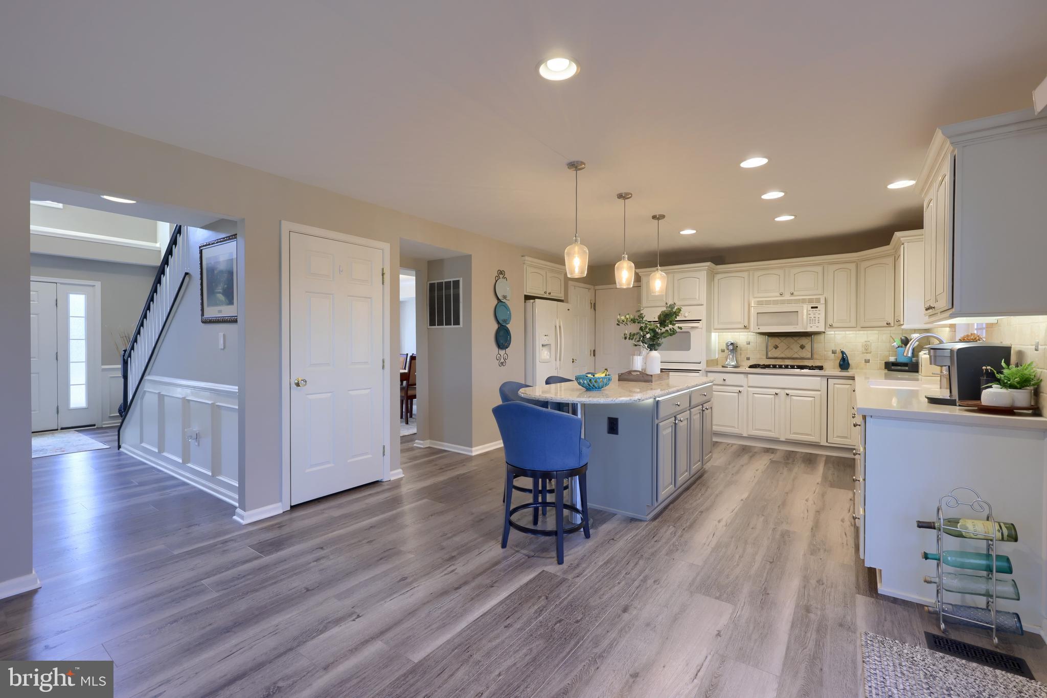 LAKEVIEW - Residential