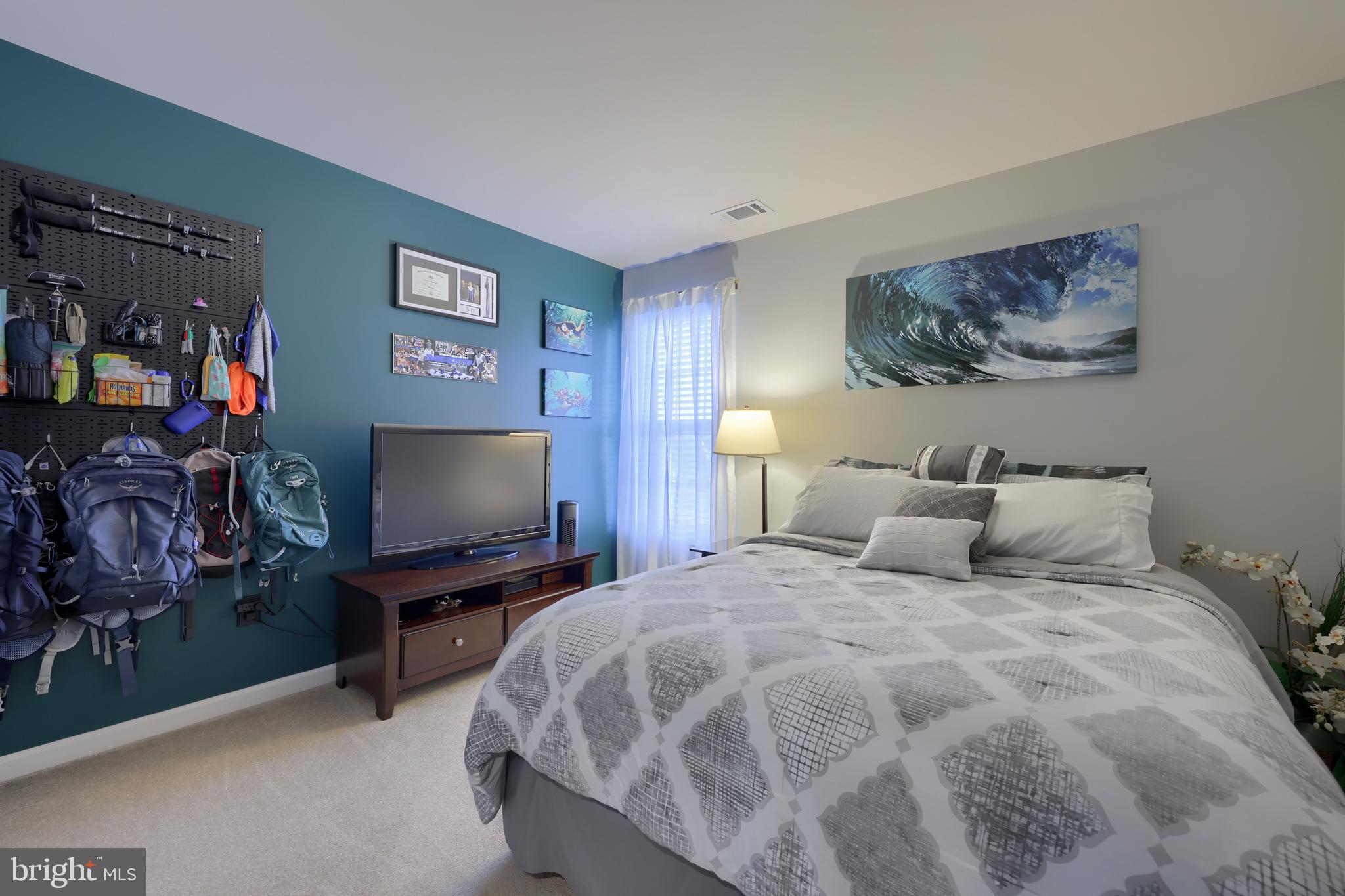 LAKEVIEW - Residential