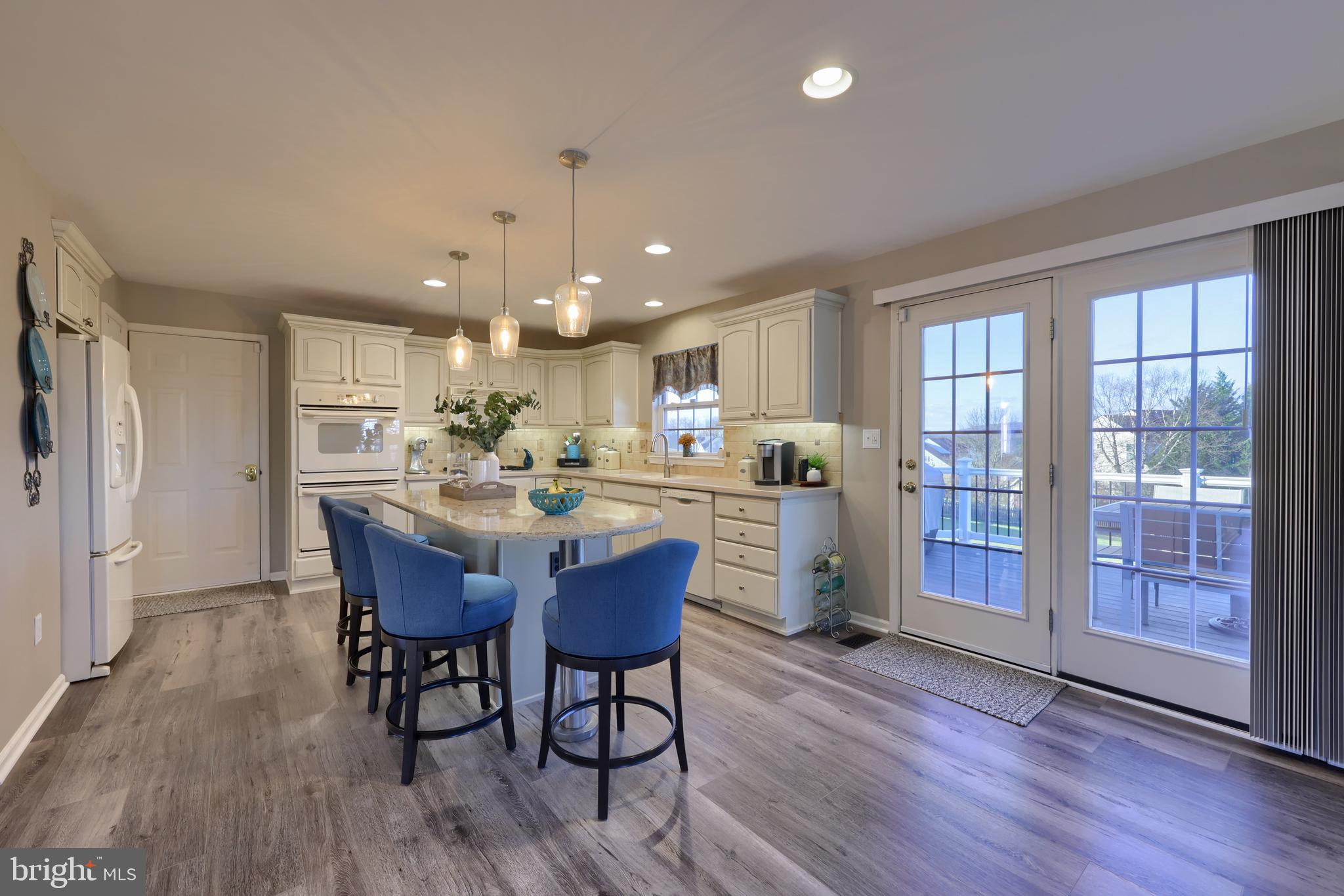 LAKEVIEW - Residential