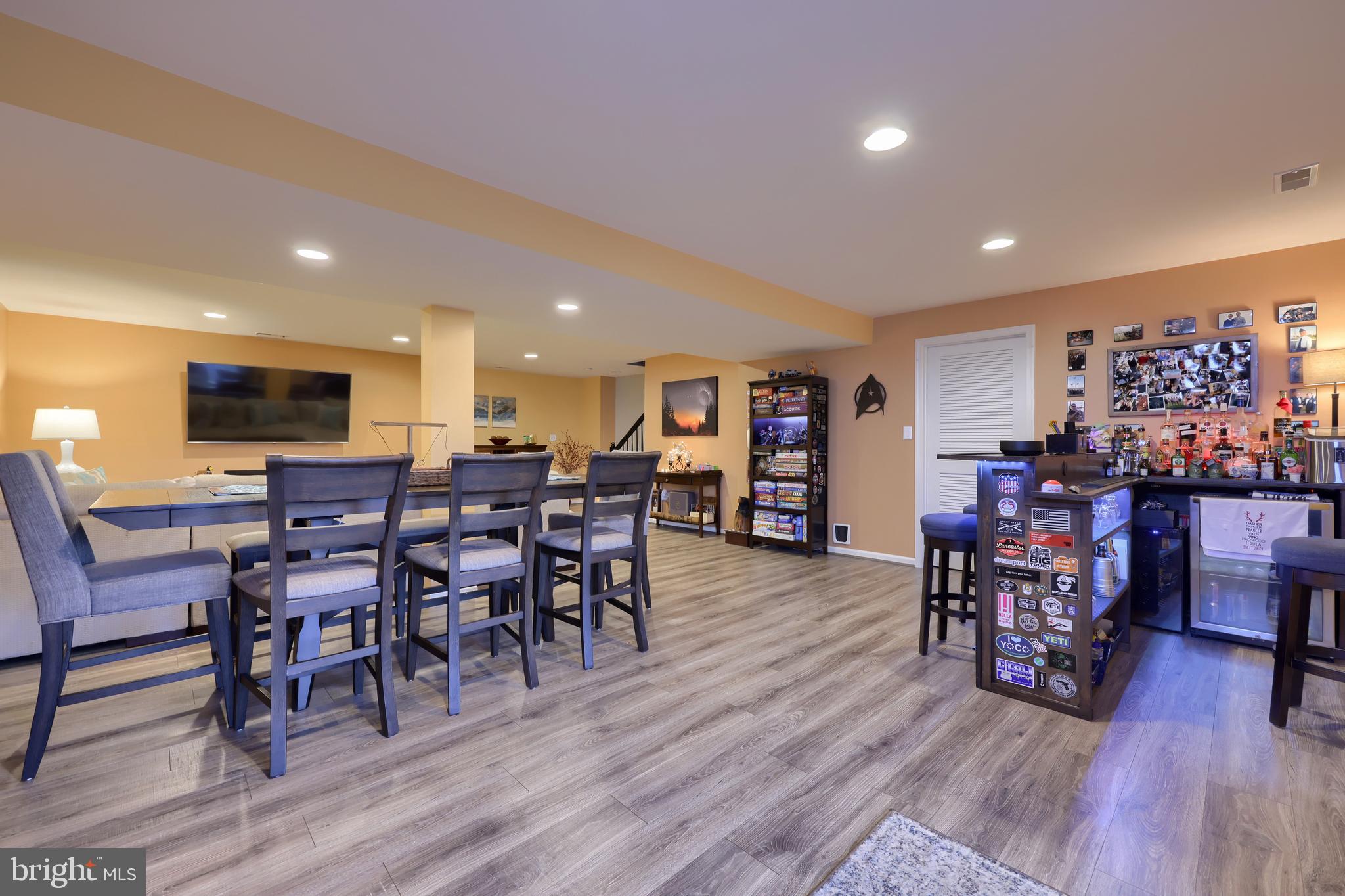 LAKEVIEW - Residential