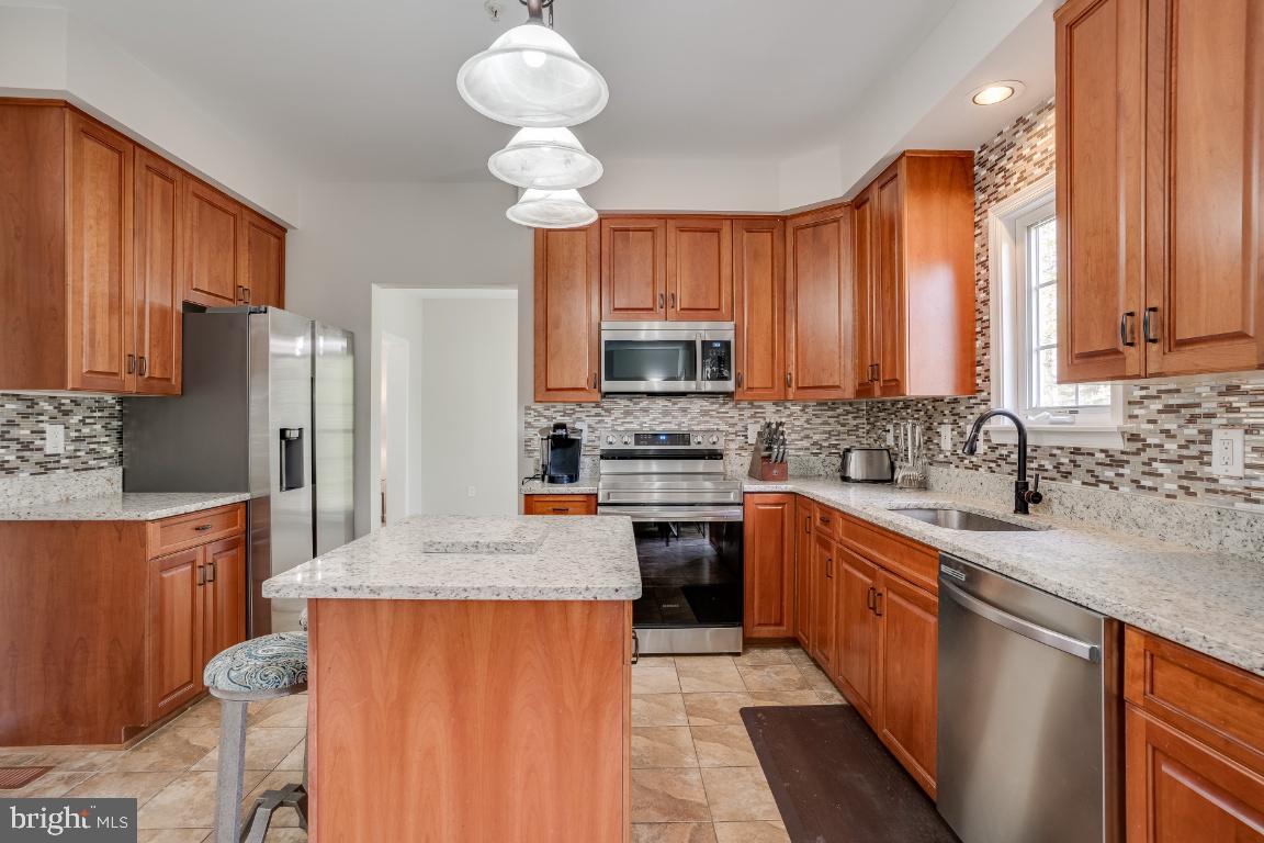 CHELTENHAM WOODS - Residential