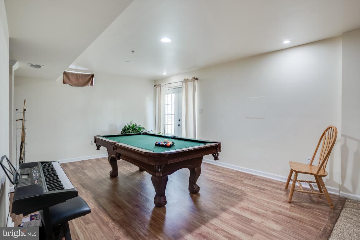 CHELTENHAM WOODS - Residential