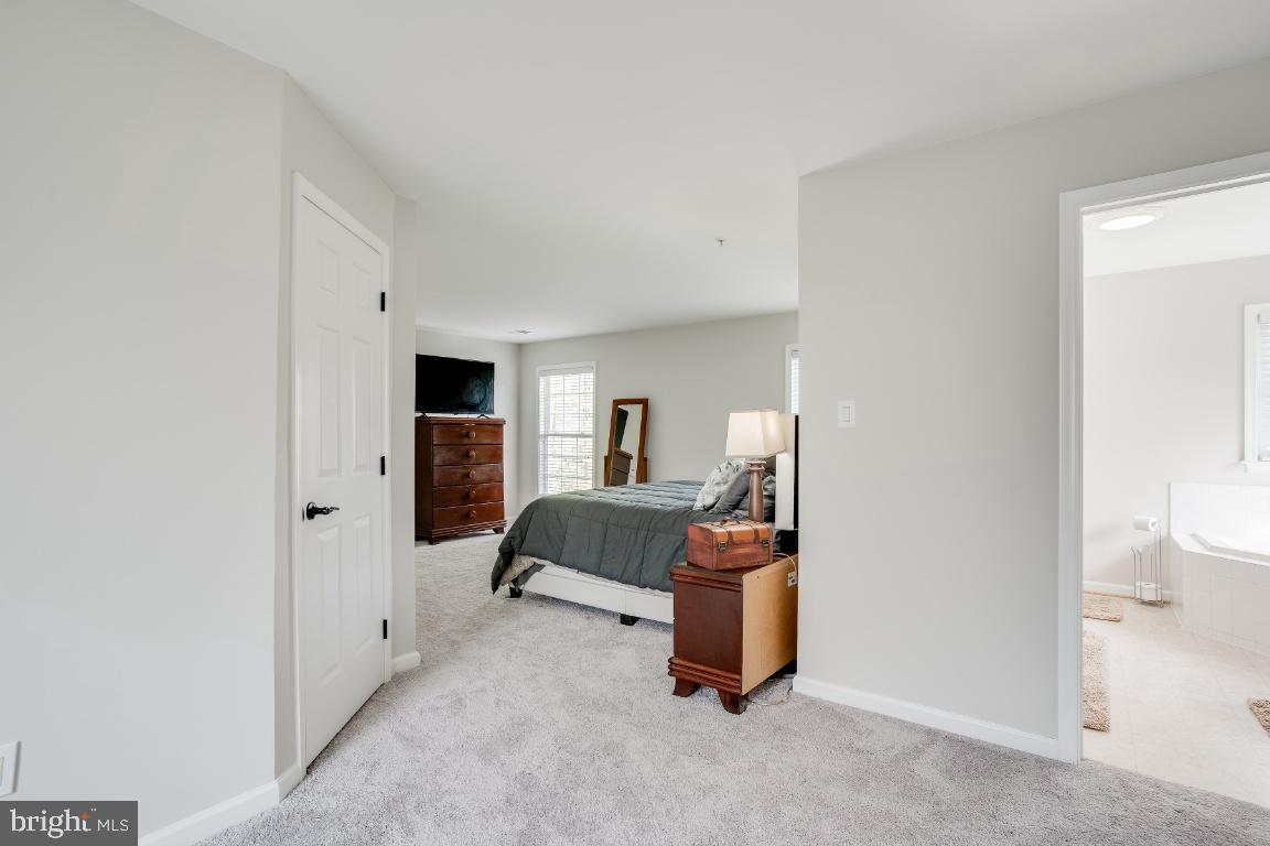 CHELTENHAM WOODS - Residential