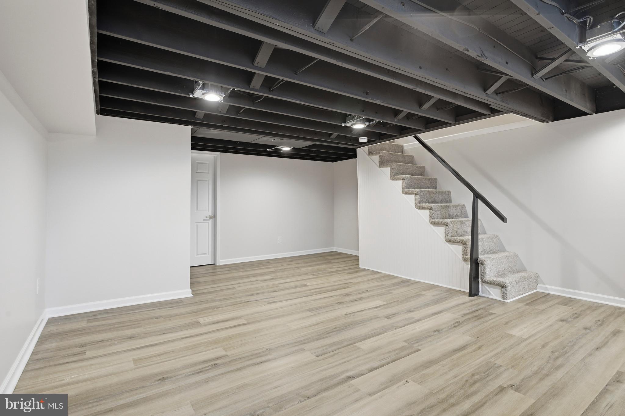 MILMONT PARK - Residential