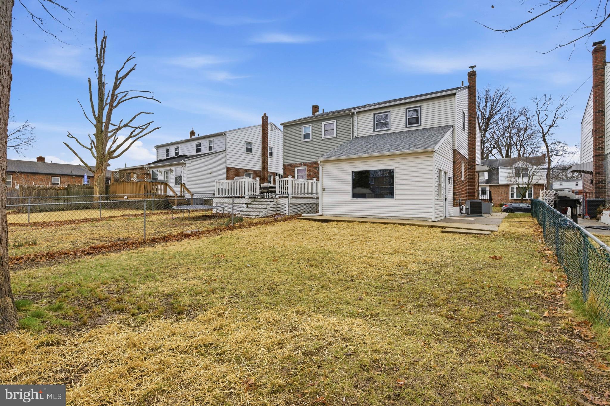 MILMONT PARK - Residential