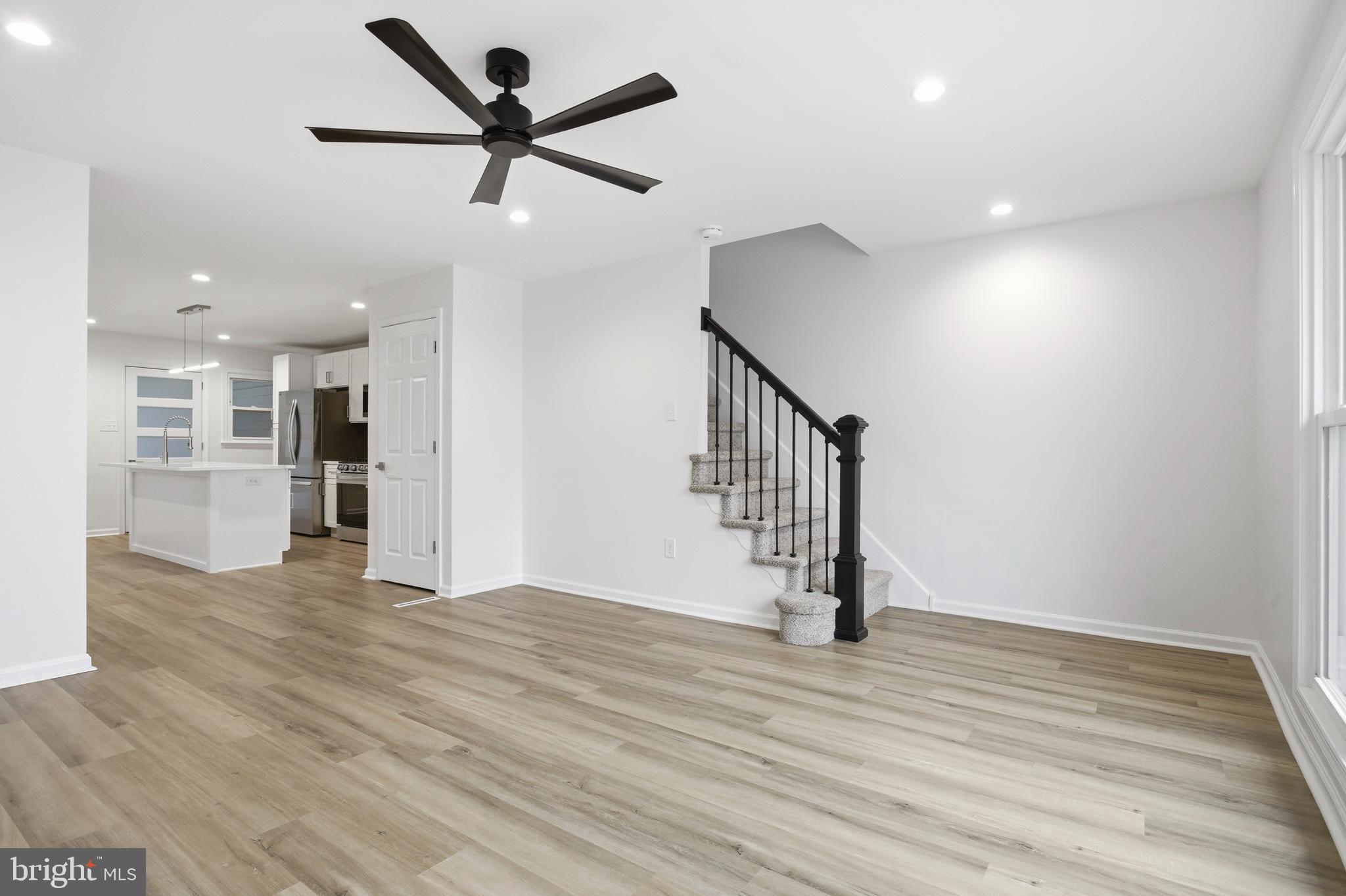 MILMONT PARK - Residential