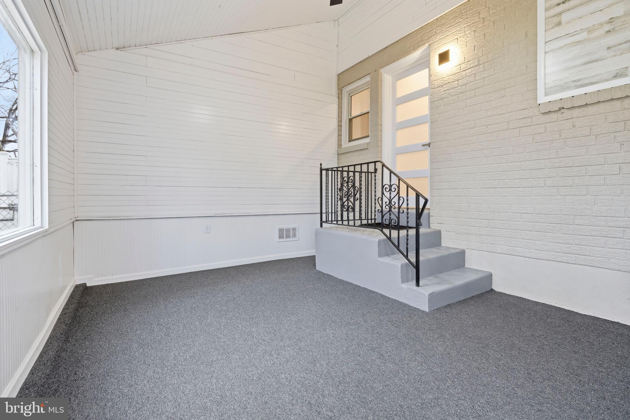 MILMONT PARK - Residential