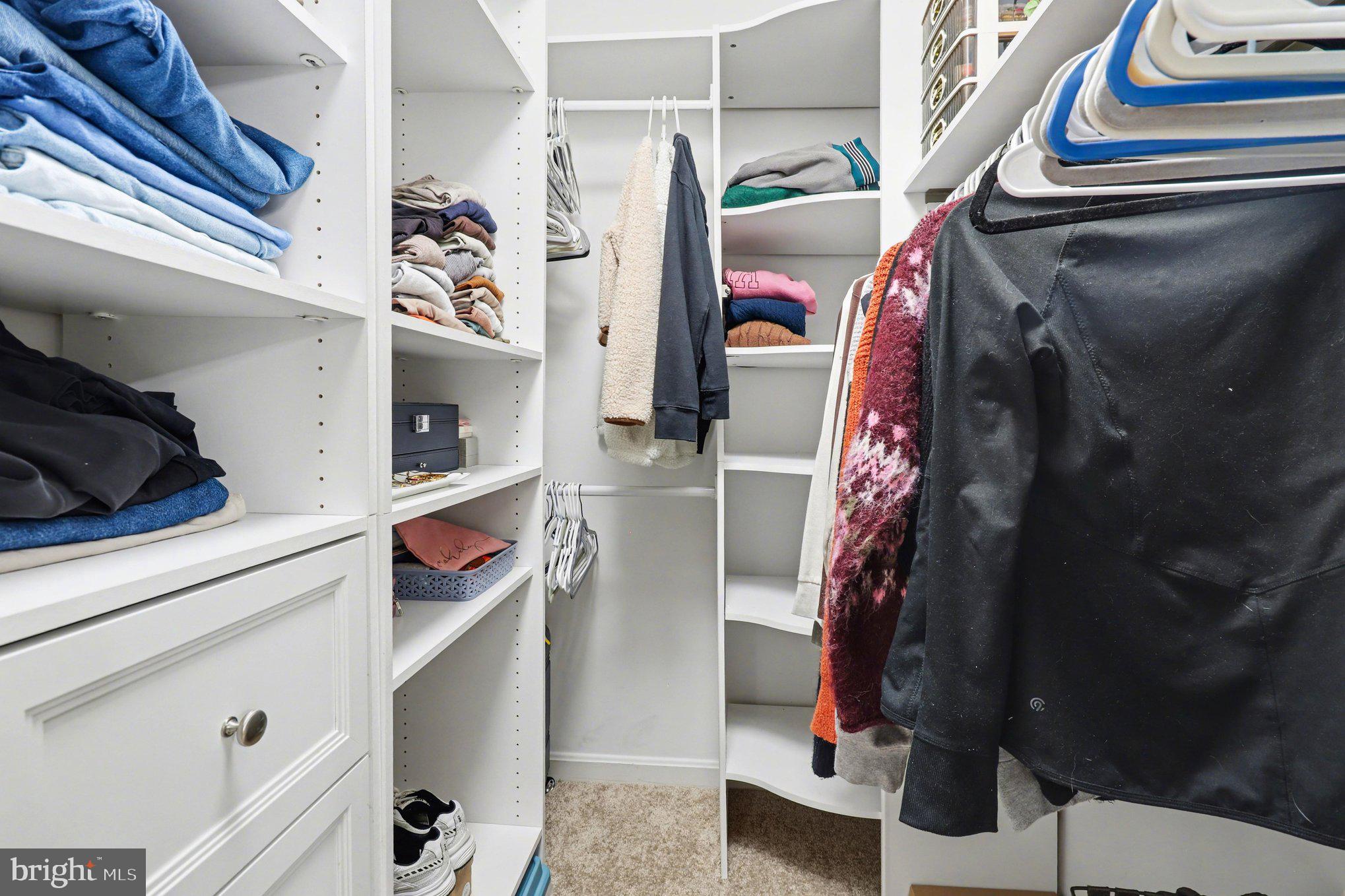 ASHLEIGH PARK - Residential