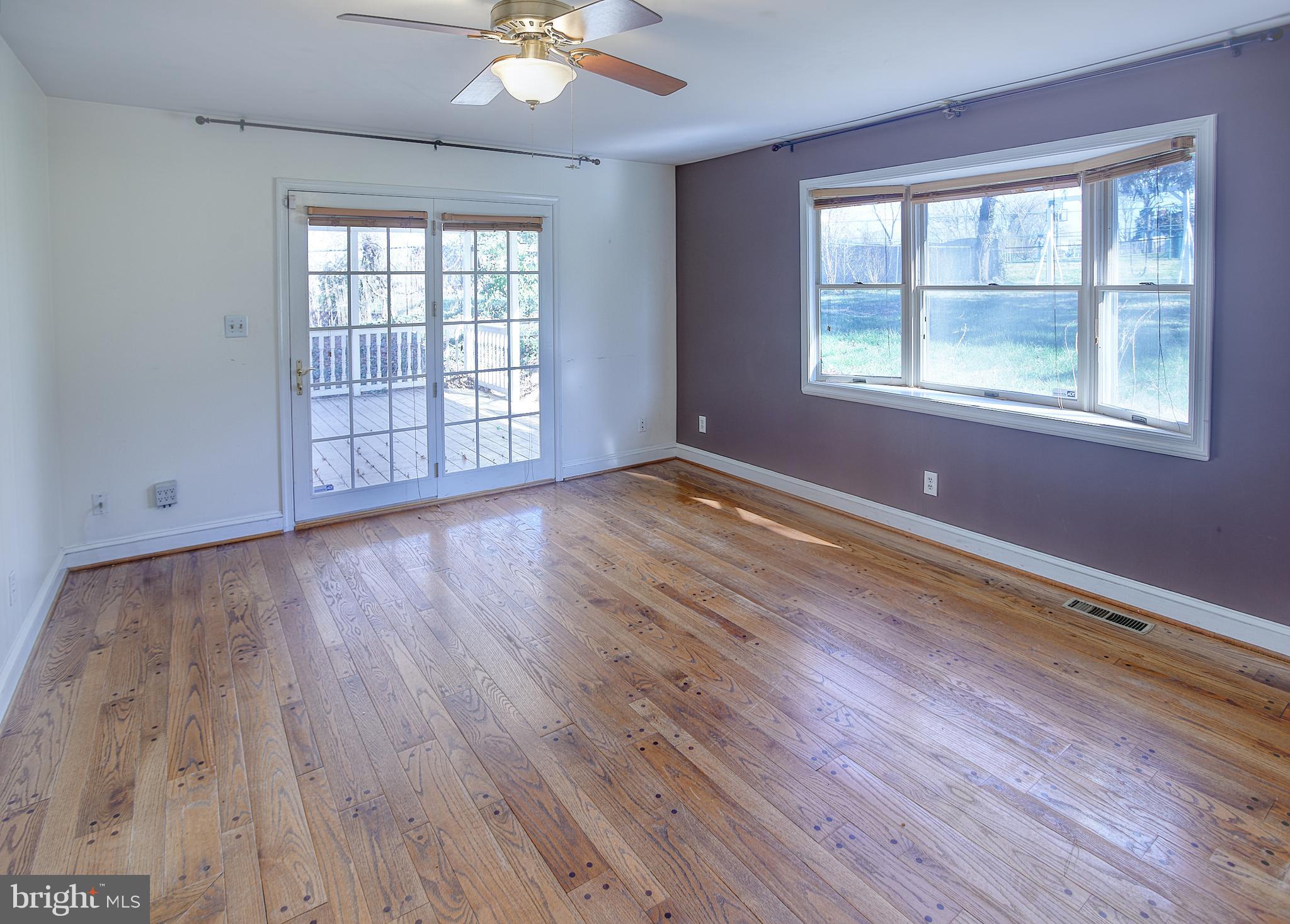 DULANEY MANOR - Residential