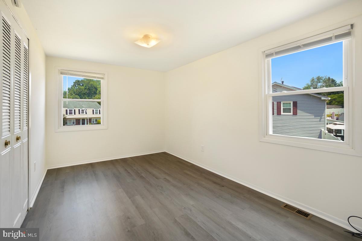 POINTER RIDGE AT COLLINGTON - Residential Lease