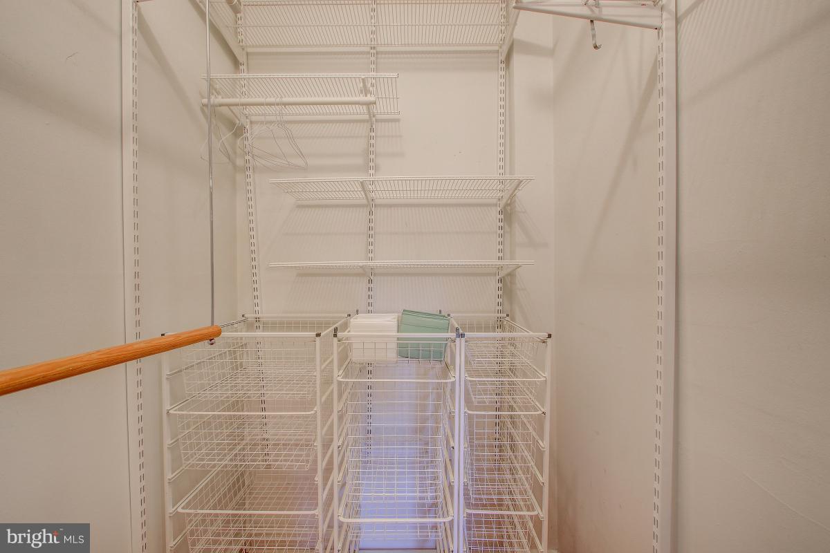 BRADLEY HILLS - Residential Lease