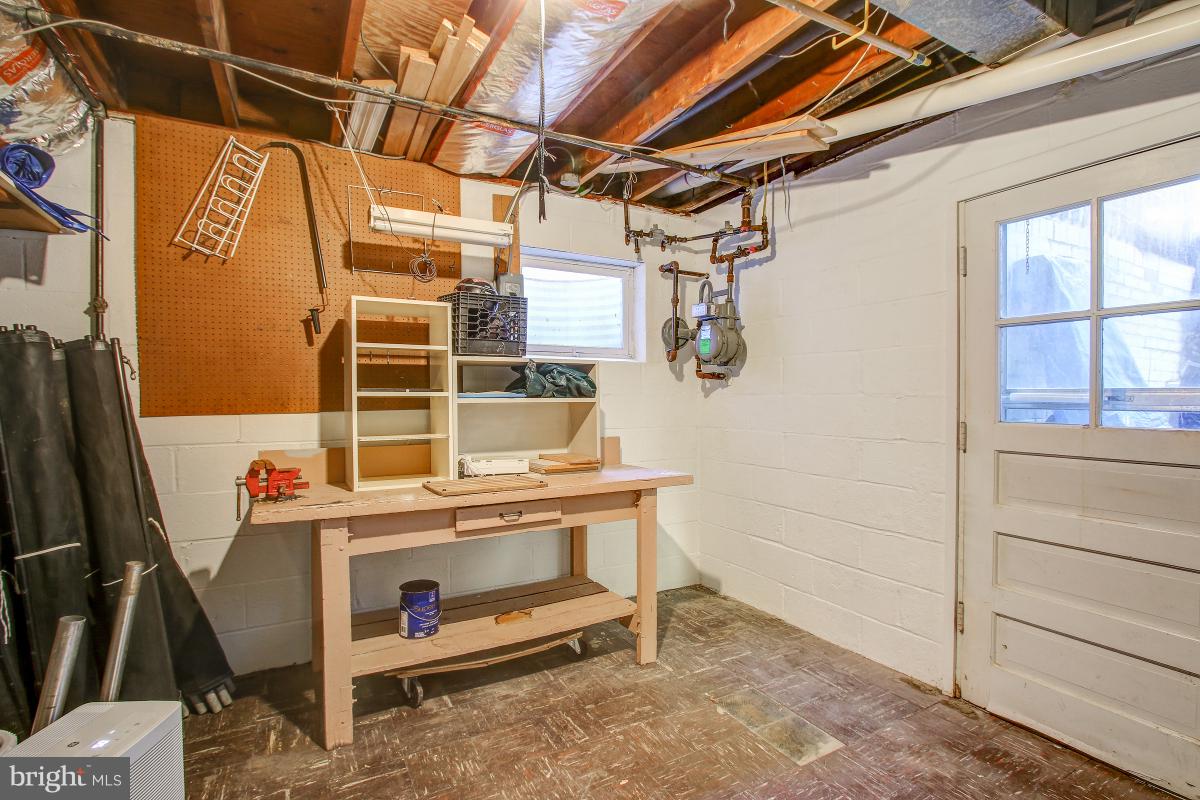 BRADLEY HILLS - Residential Lease