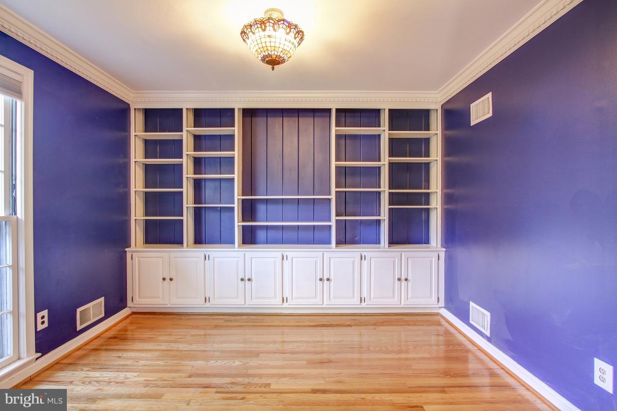 BRADLEY HILLS - Residential Lease