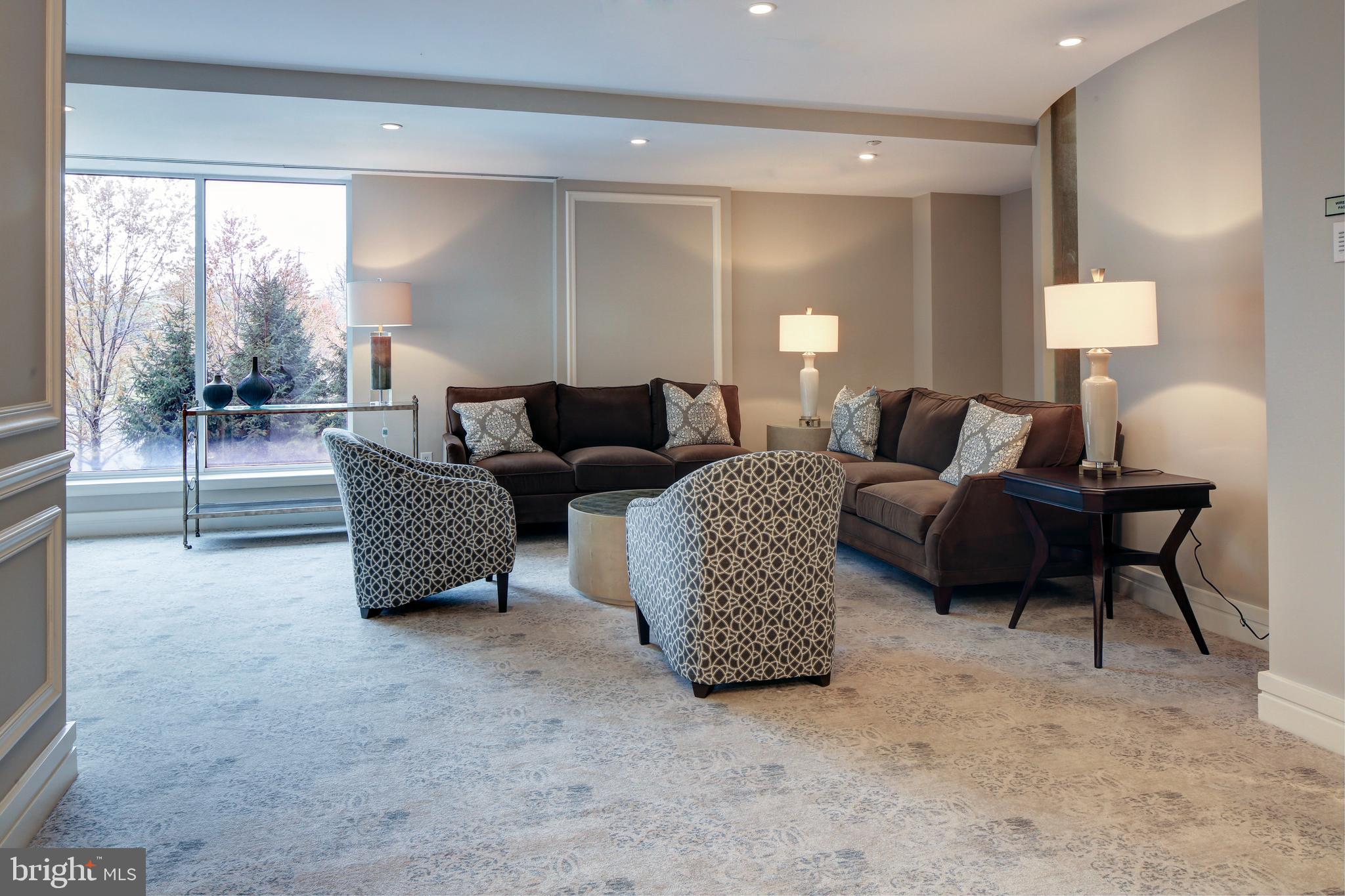 RESIDENCES AT PARK PLACE - Residential Lease
