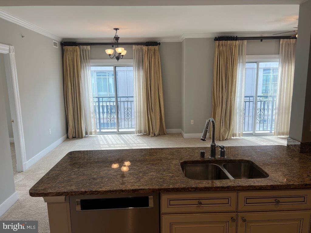 RESIDENCES AT PARK PLACE - Residential Lease