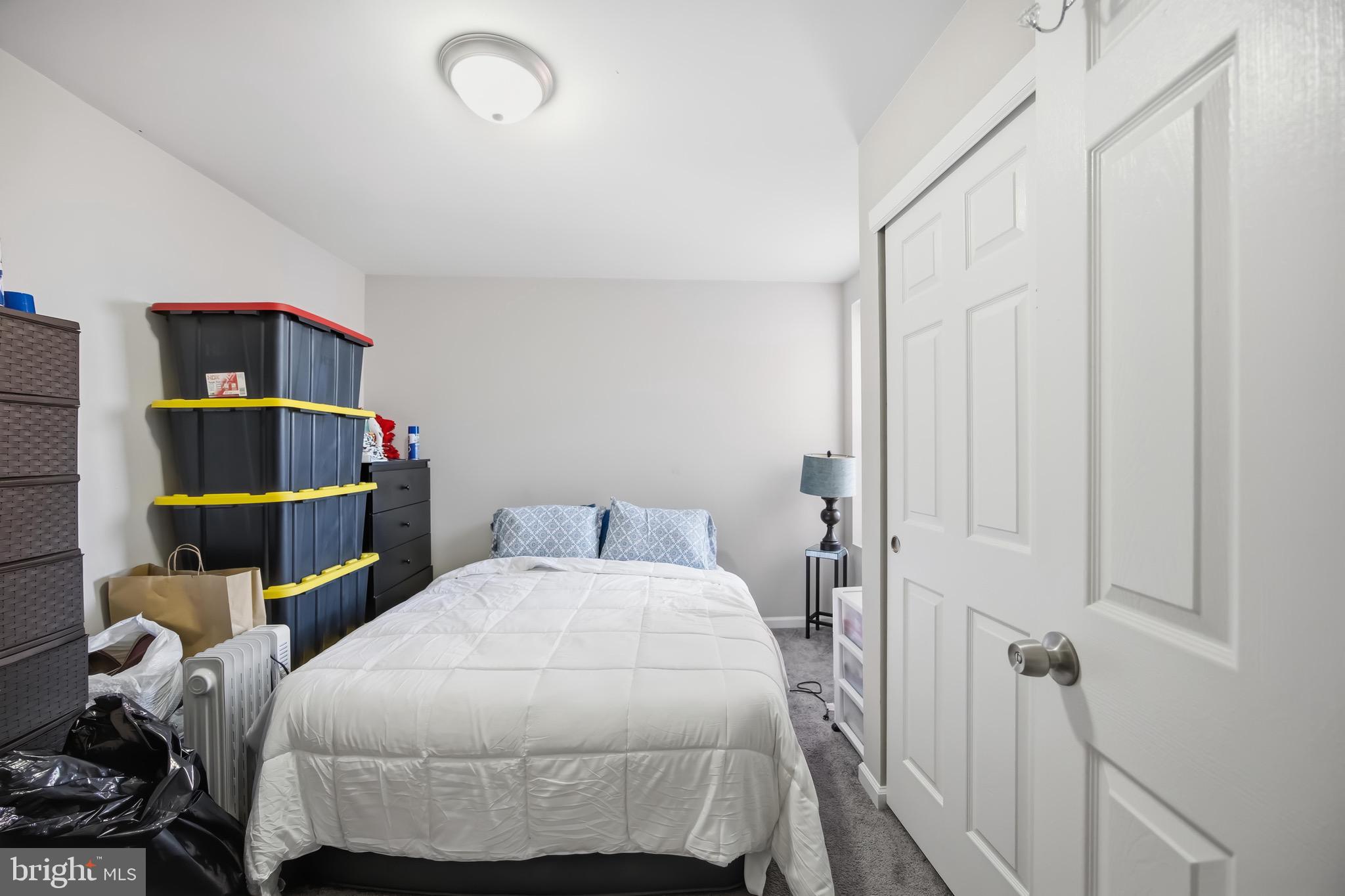 WEST OAK LANE - Residential