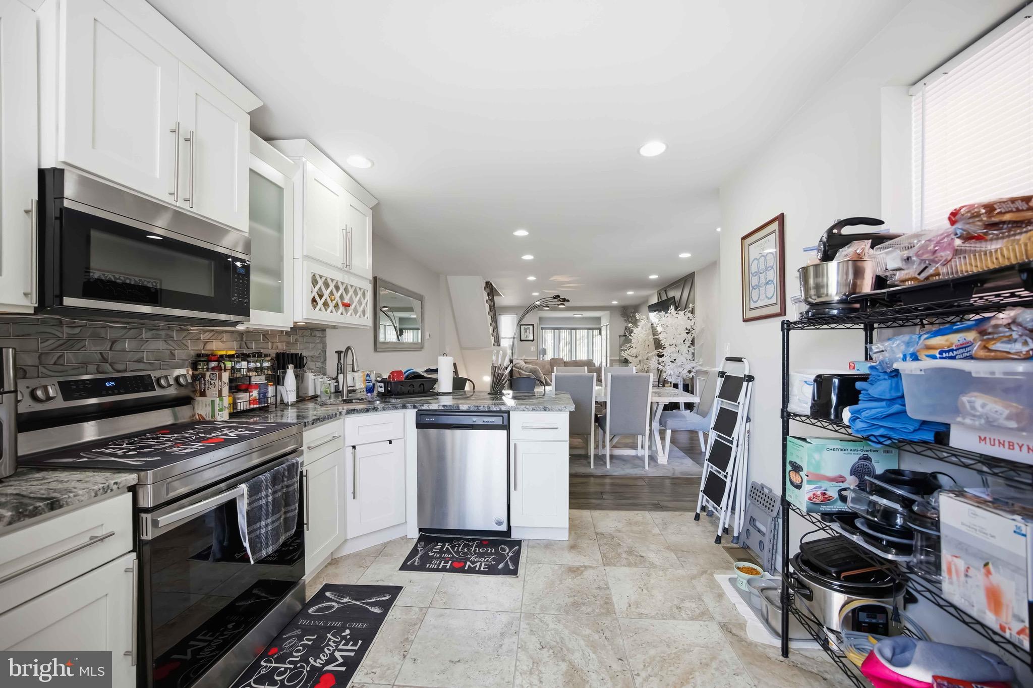 WEST OAK LANE - Residential