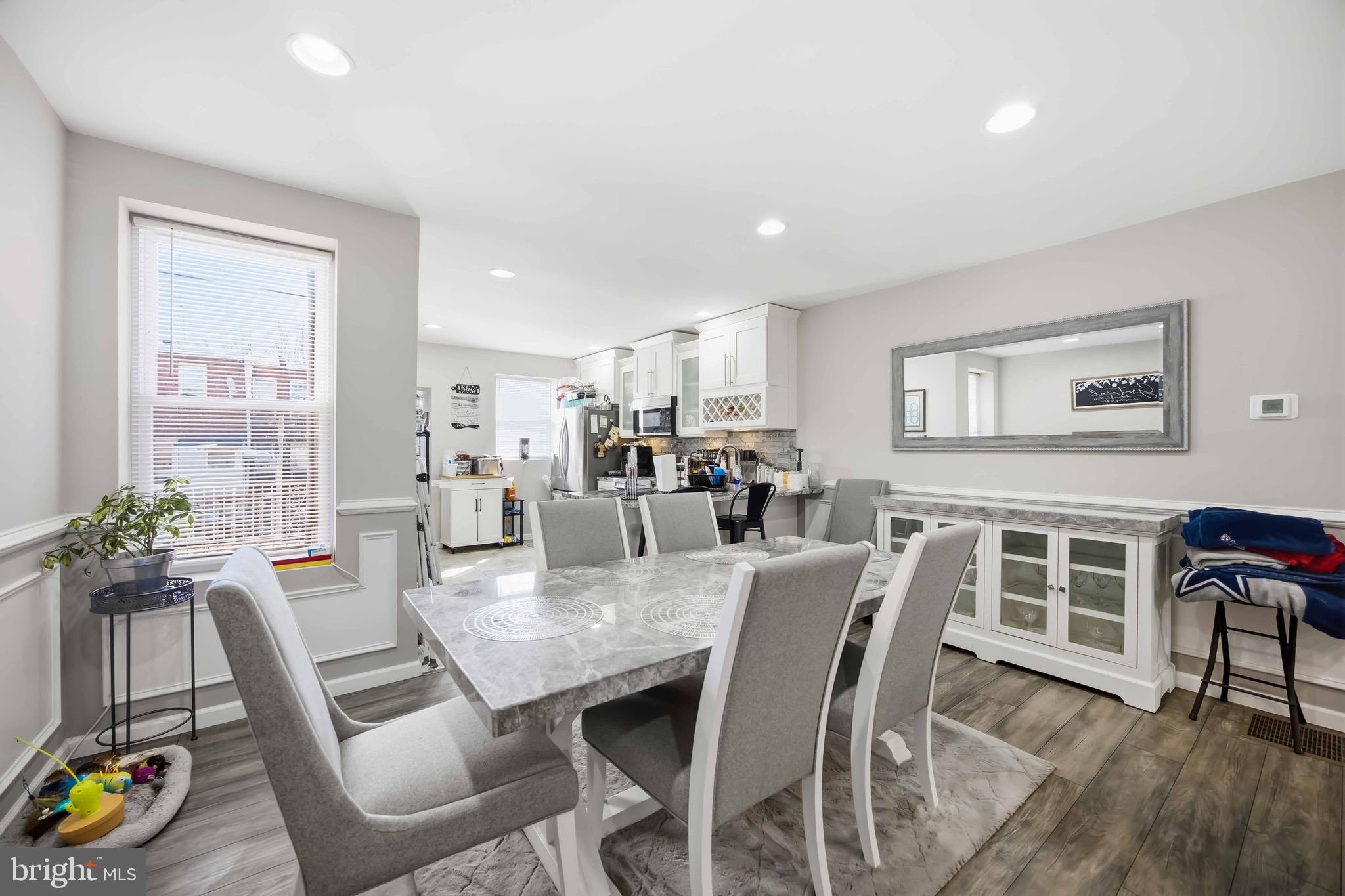 WEST OAK LANE - Residential