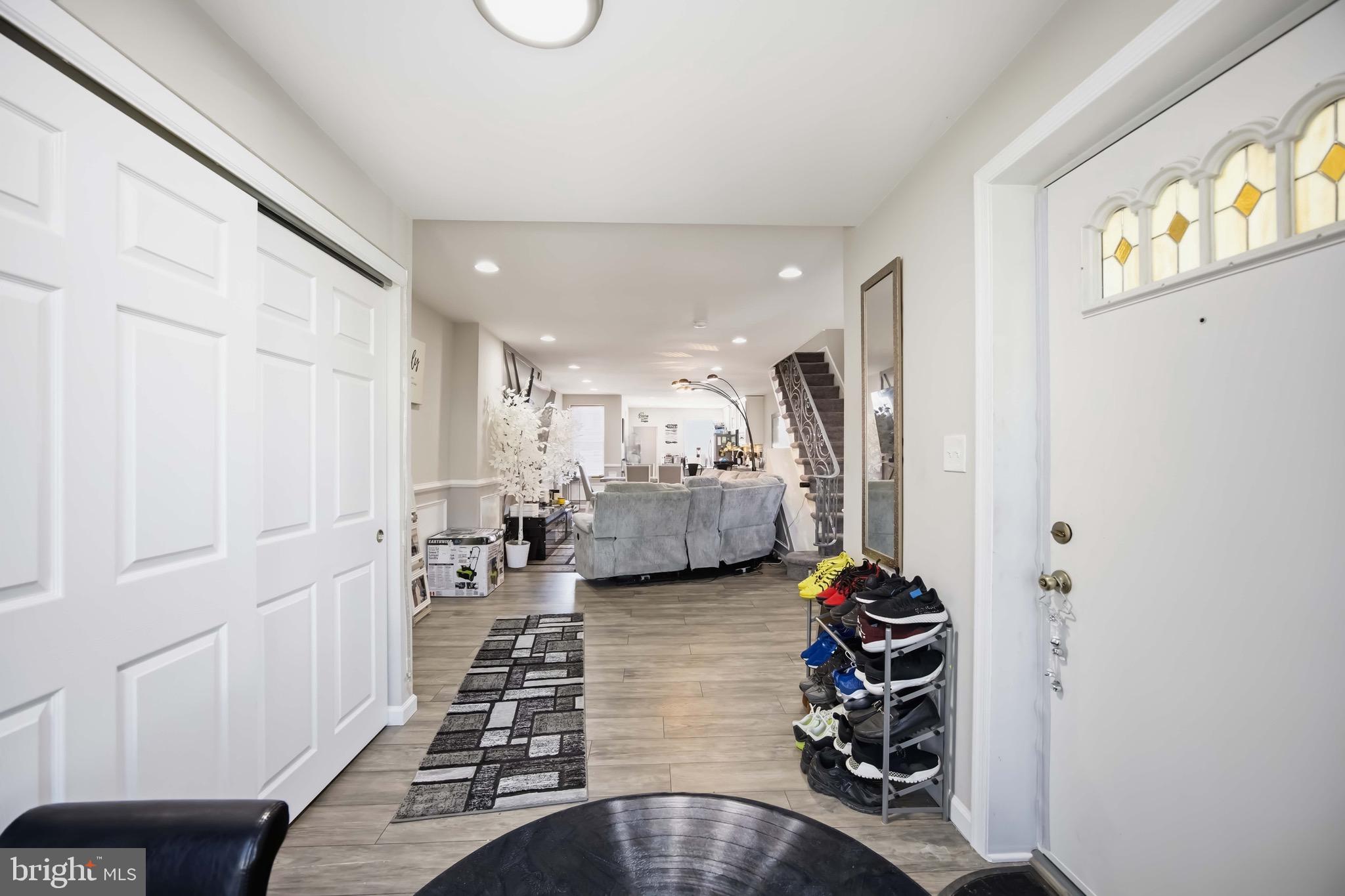 WEST OAK LANE - Residential