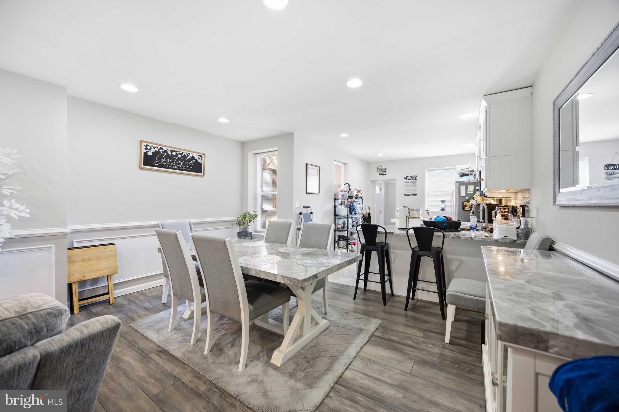 WEST OAK LANE - Residential