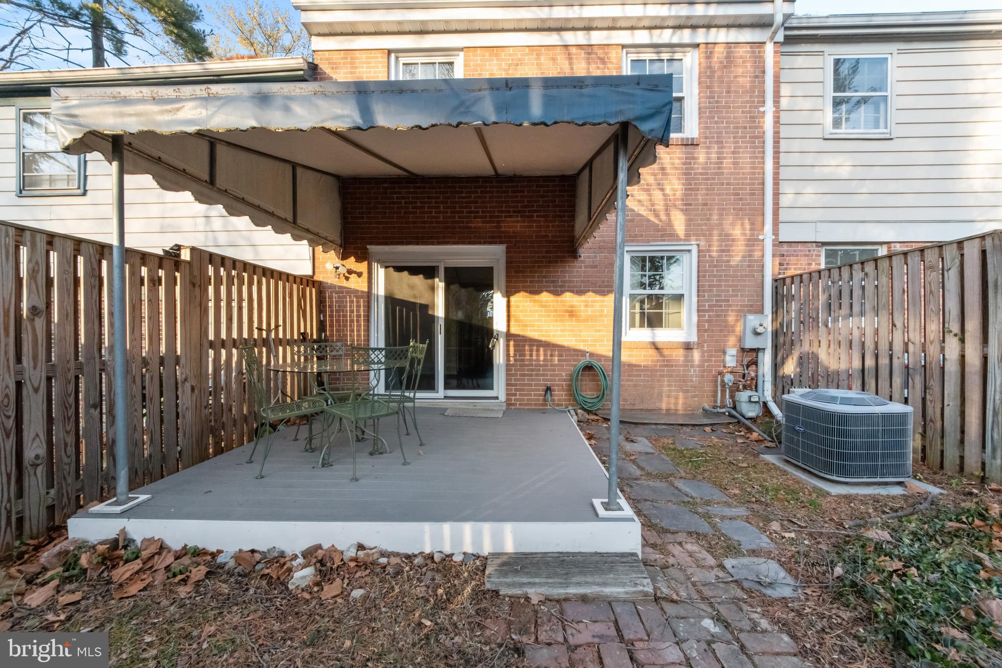 VILLAGE OF OAKLAND MILLS - Residential