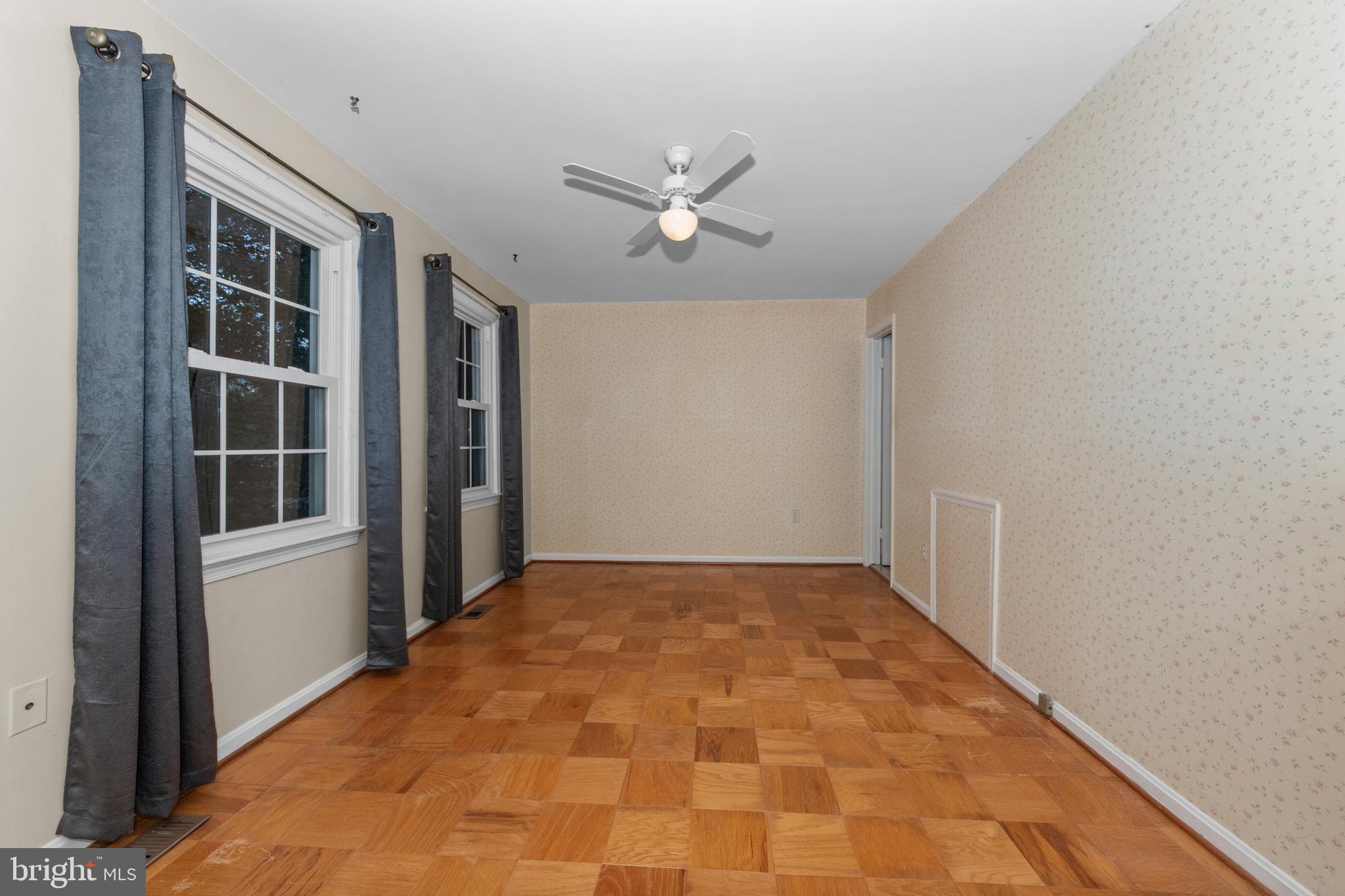 VILLAGE OF OAKLAND MILLS - Residential