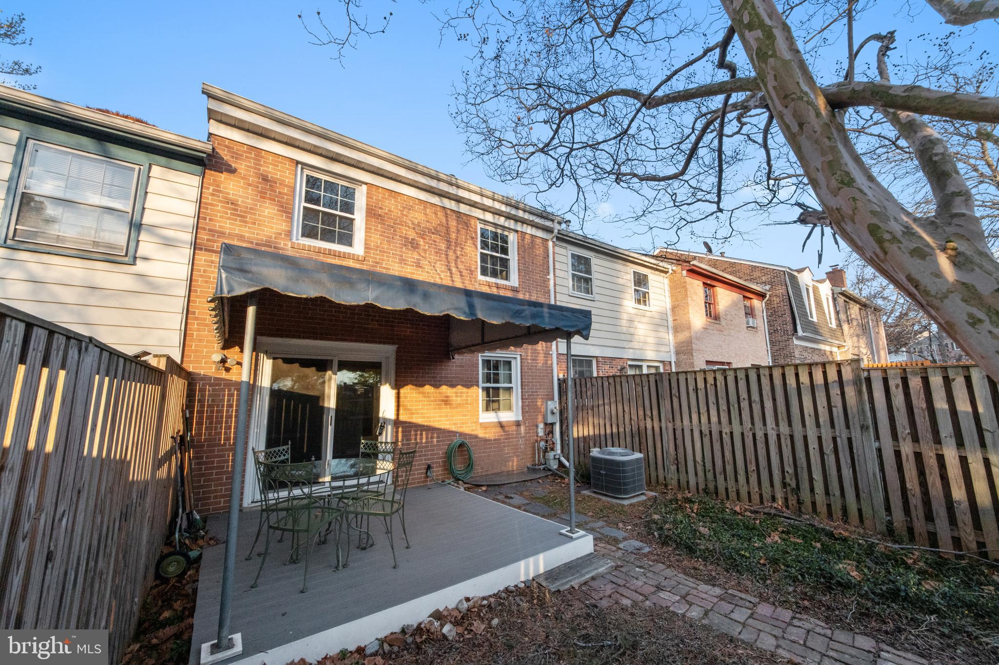 VILLAGE OF OAKLAND MILLS - Residential