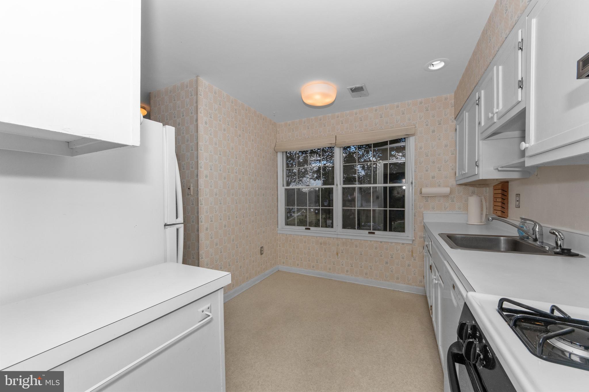 VILLAGE OF OAKLAND MILLS - Residential