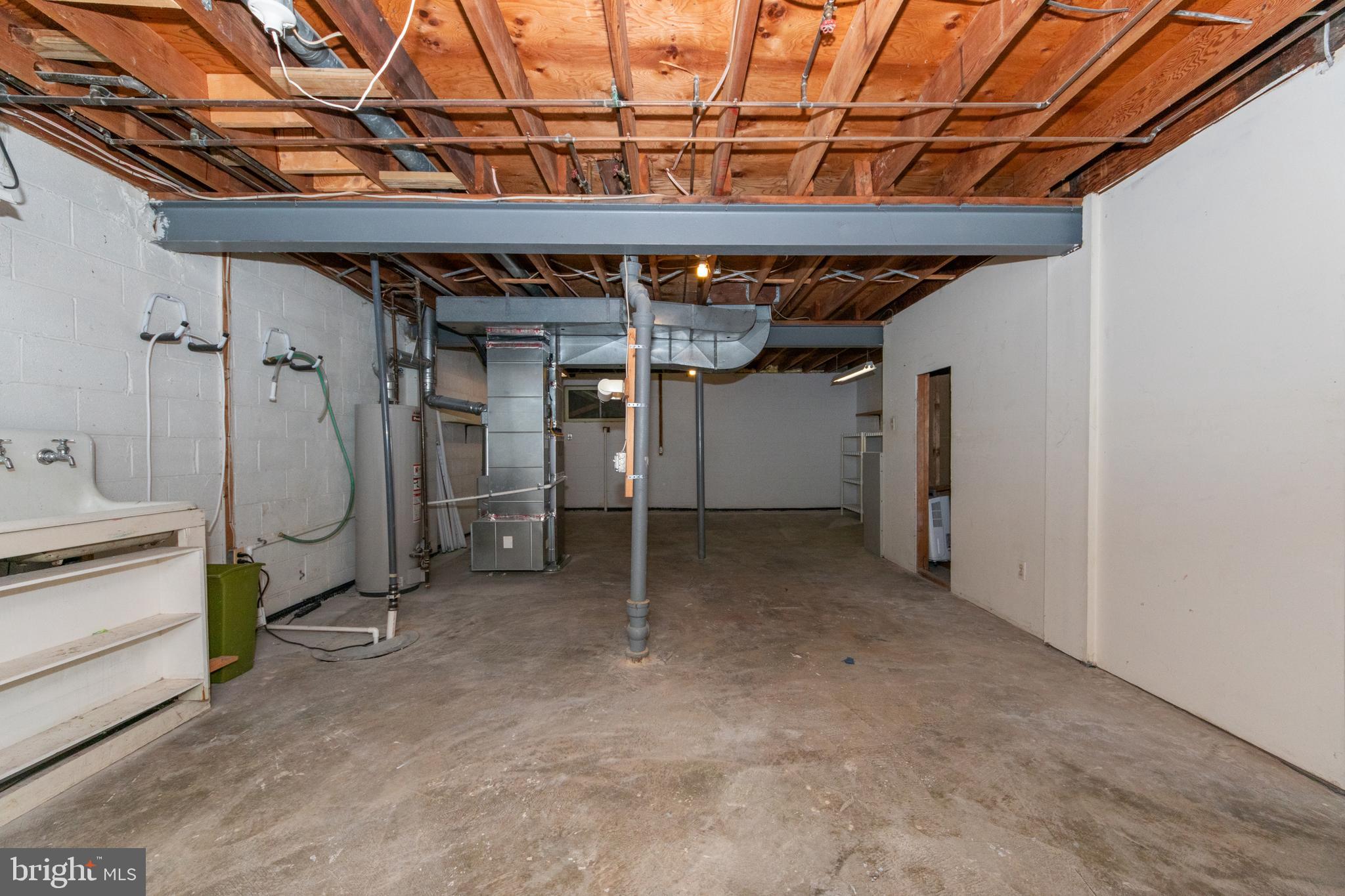 VILLAGE OF OAKLAND MILLS - Residential