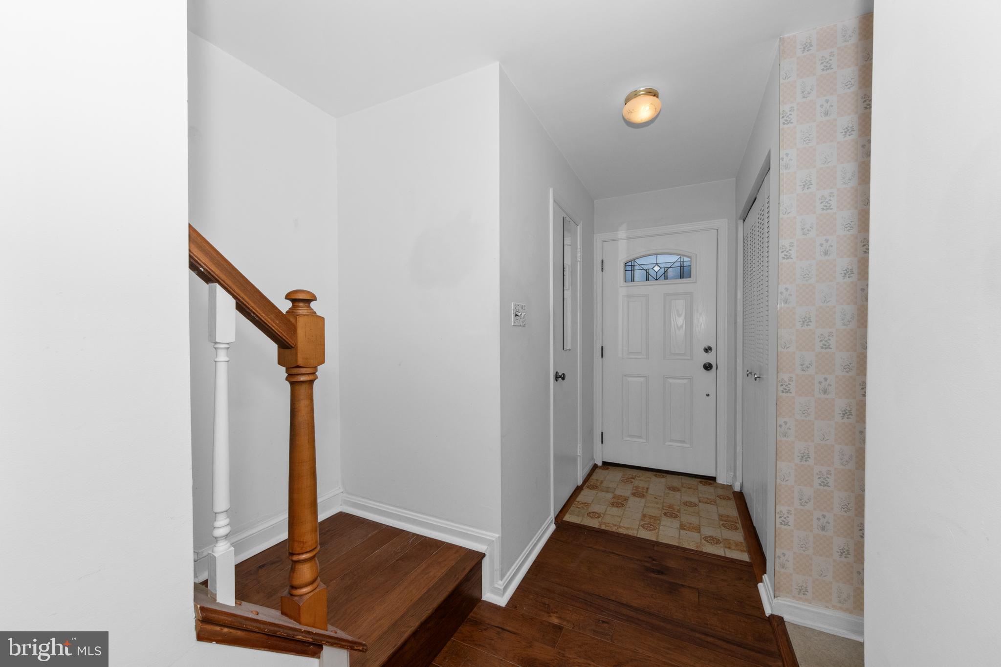 VILLAGE OF OAKLAND MILLS - Residential