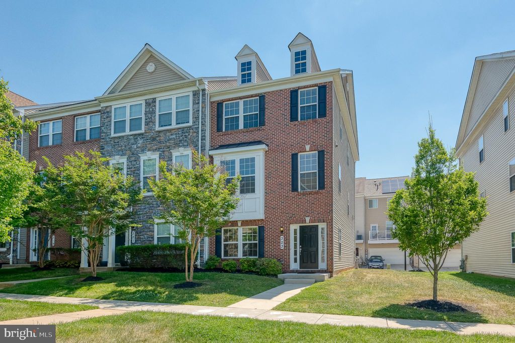 Photo of 323 Paladium Court, OWINGS MILLS, MD 21117 (MLS # MDBC2154146)