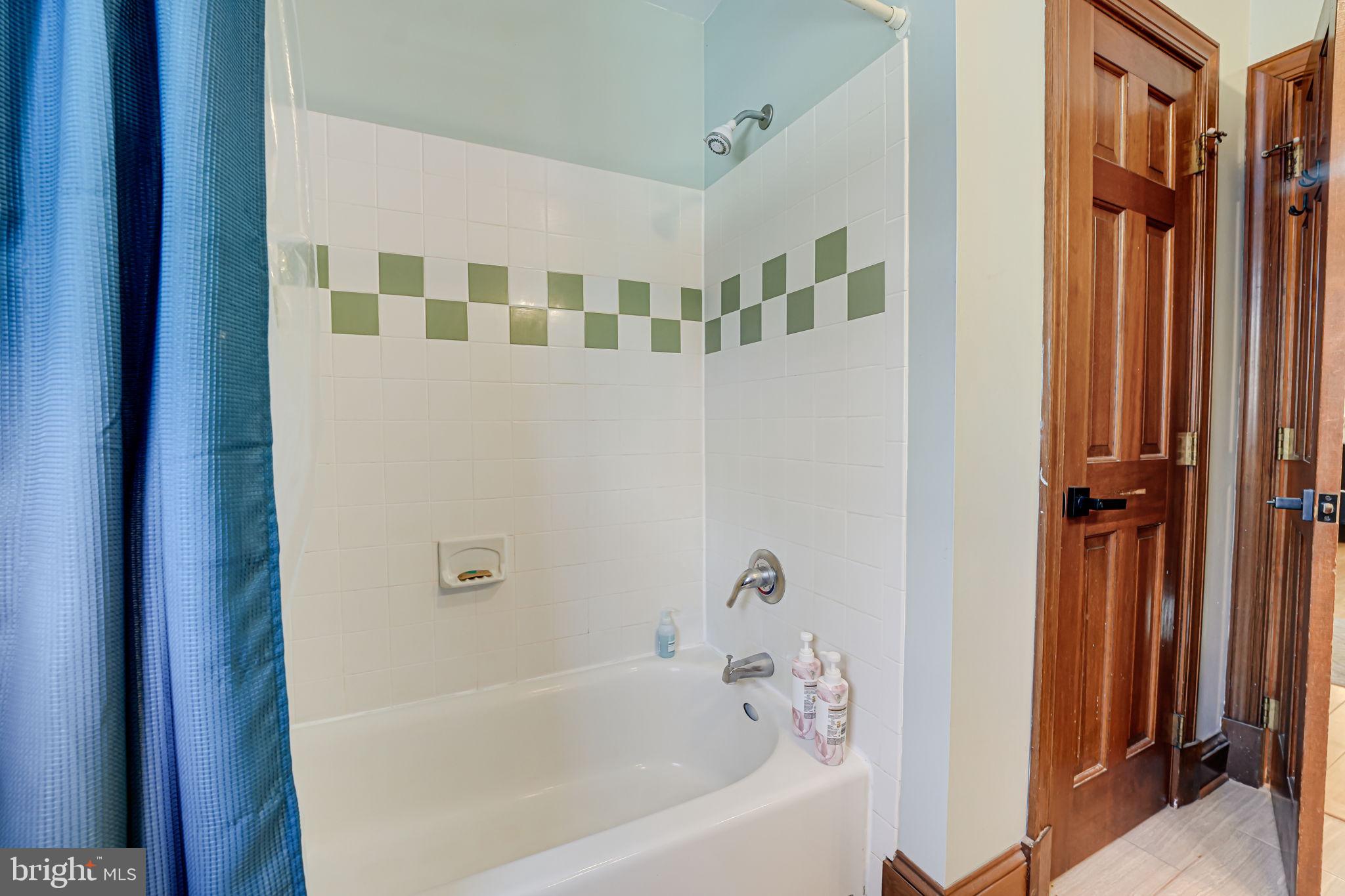 MOSBY WOODS - Residential