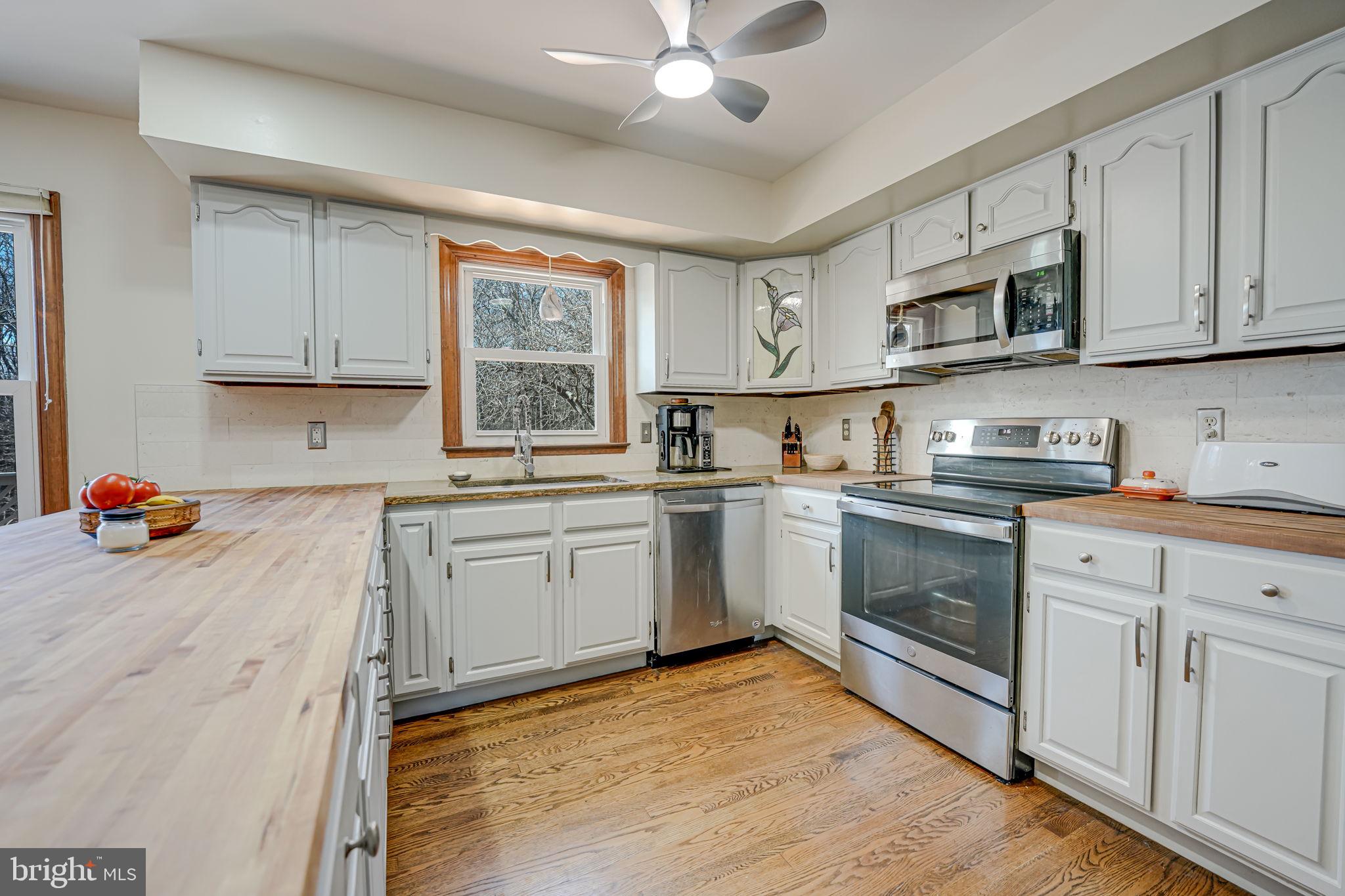 MOSBY WOODS - Residential