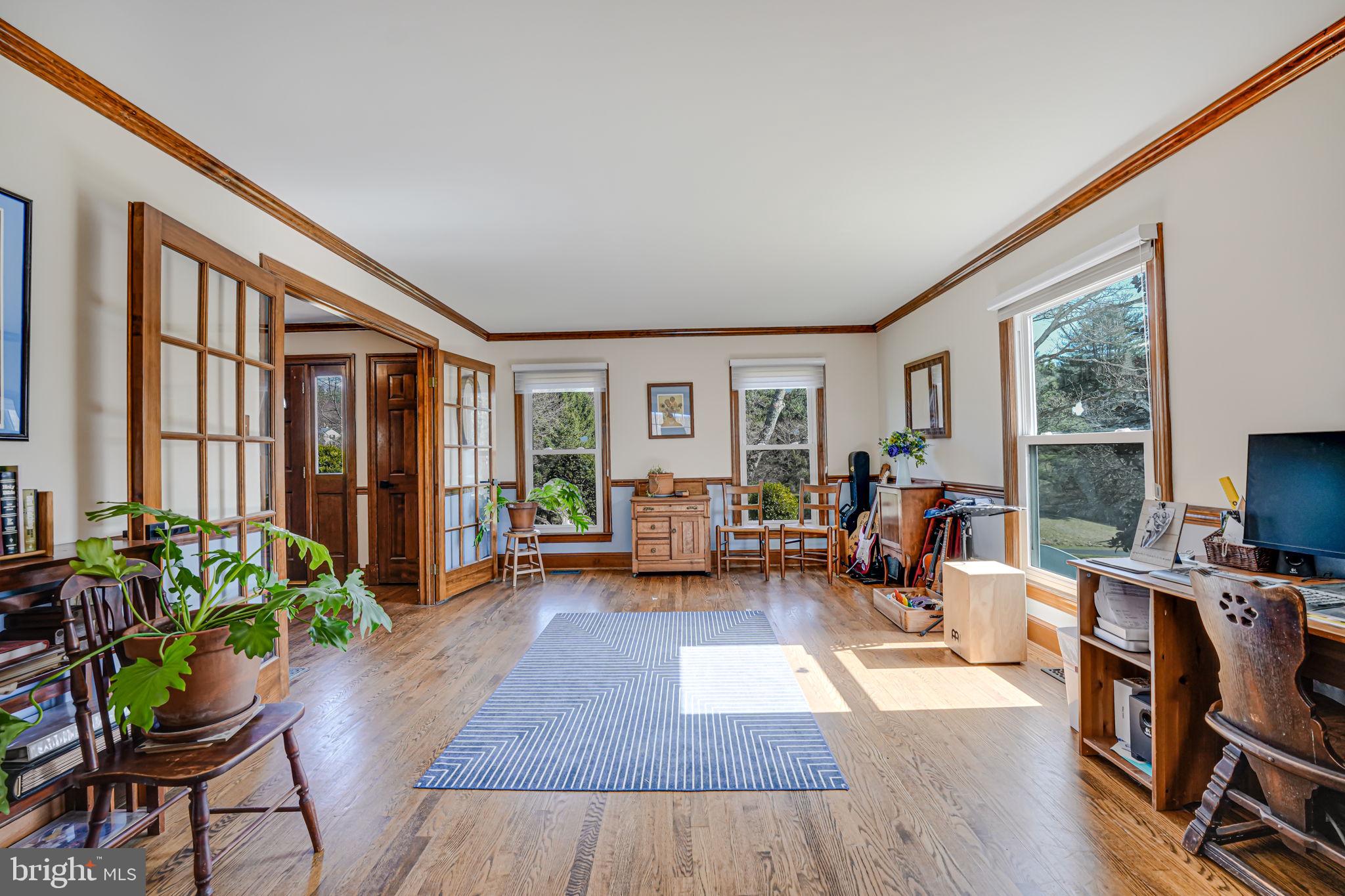 MOSBY WOODS - Residential