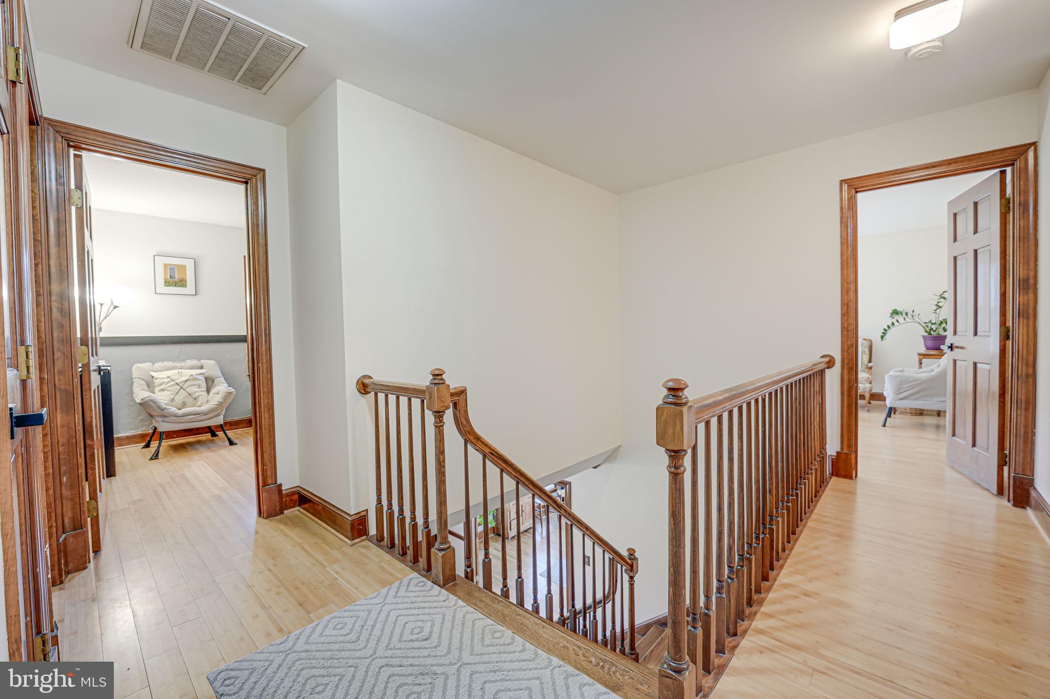 MOSBY WOODS - Residential