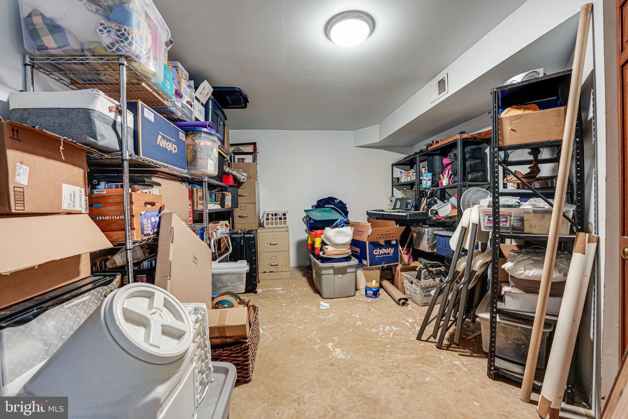 MOSBY WOODS - Residential