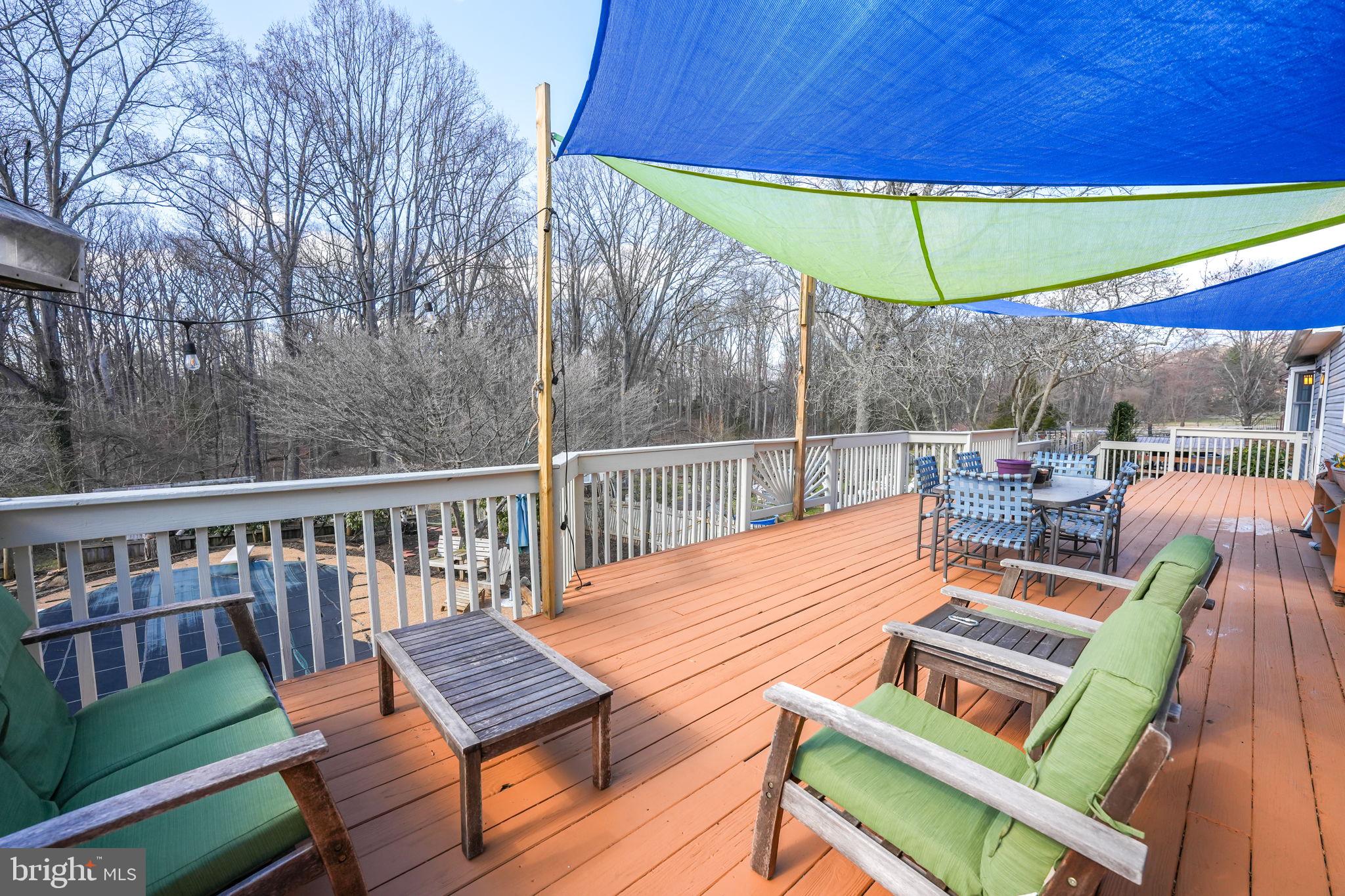 MOSBY WOODS - Residential