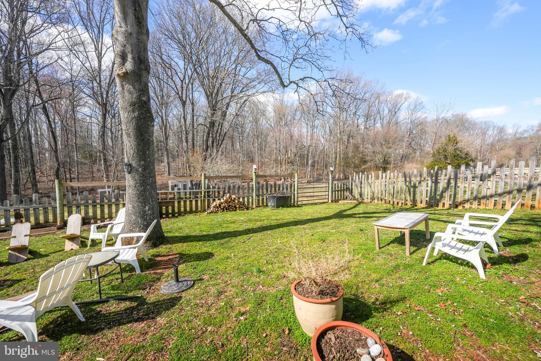 MOSBY WOODS - Residential