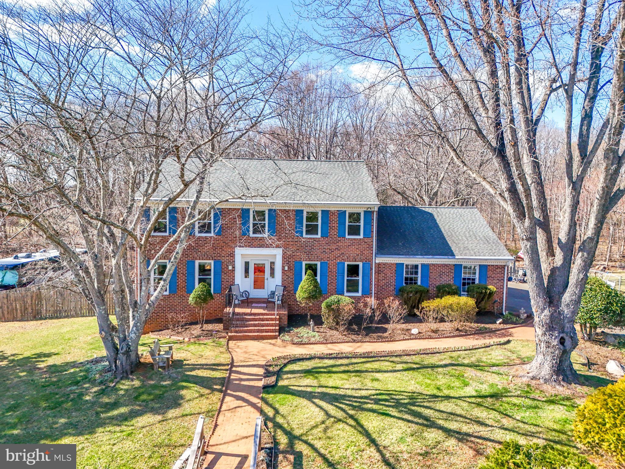 MOSBY WOODS - Residential