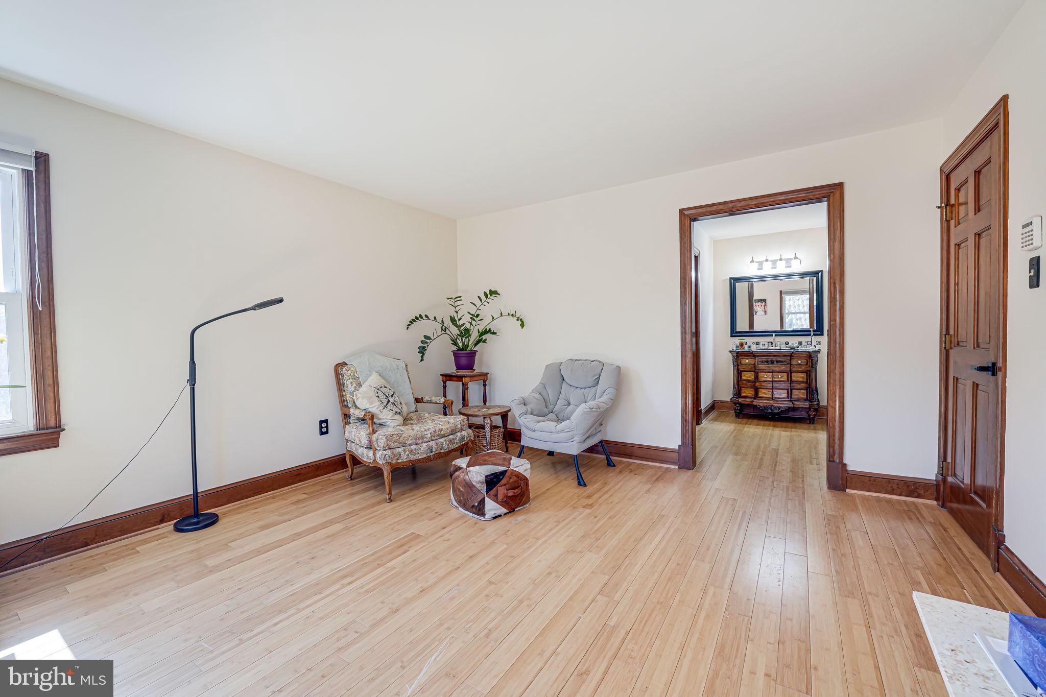 MOSBY WOODS - Residential