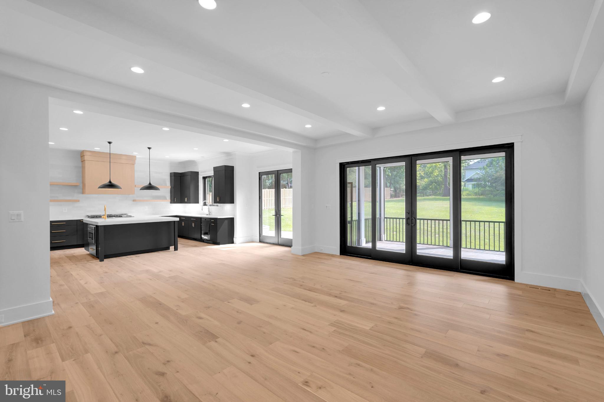 WESTWOOD MANOR - Residential