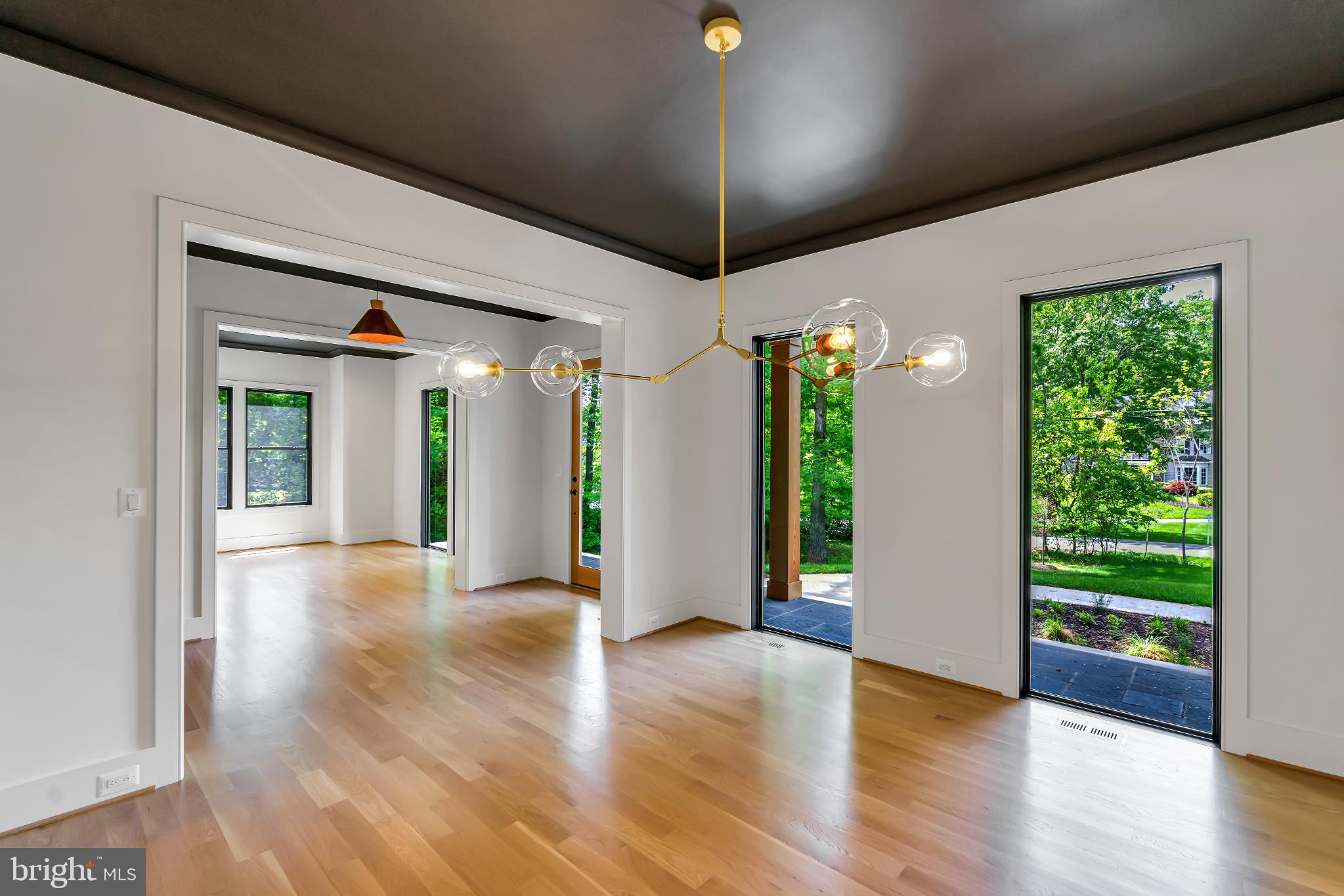 WESTWOOD MANOR - Residential